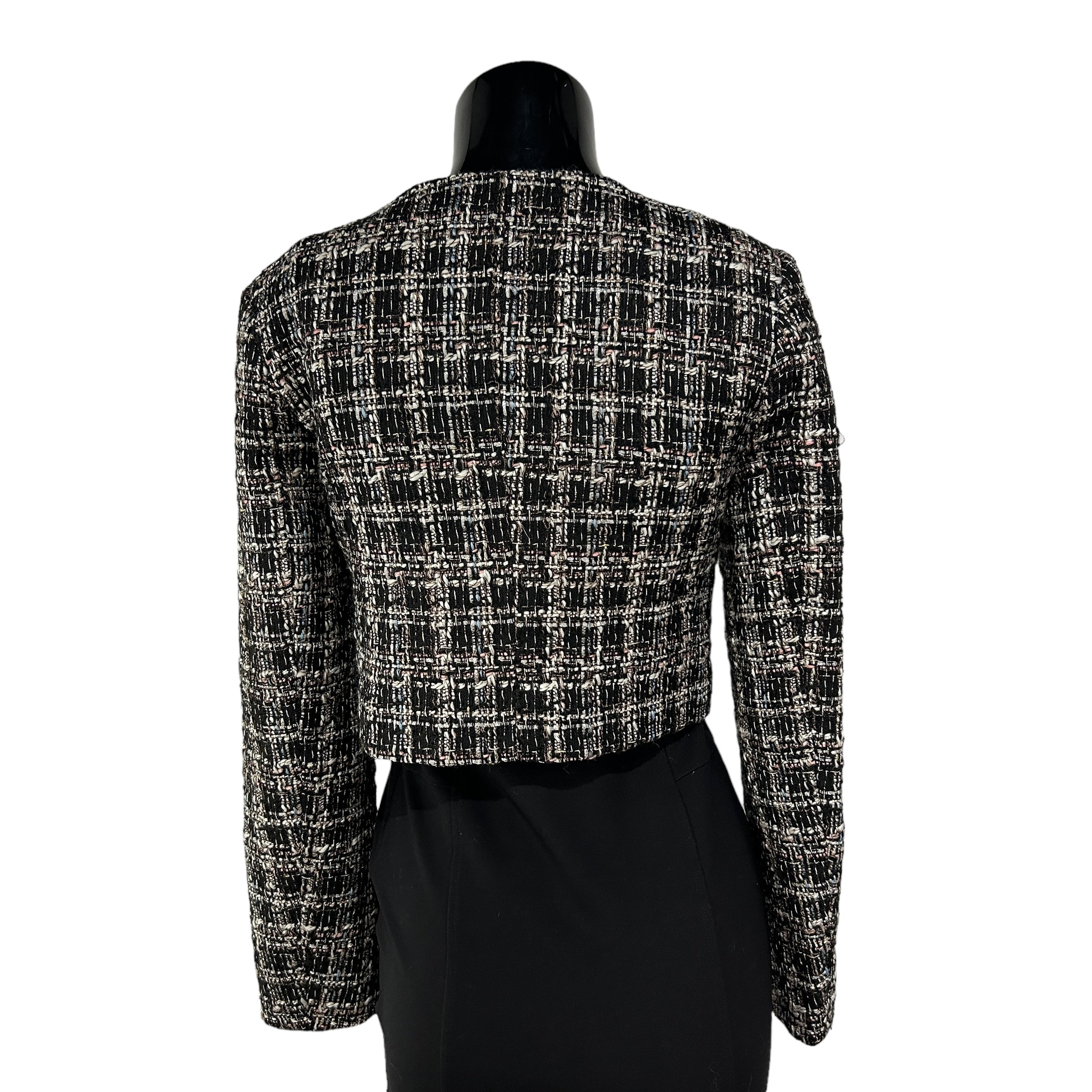 URBAN REVIVO Black/White Cropped Long Sleeve Blazer w/accent gold buttons