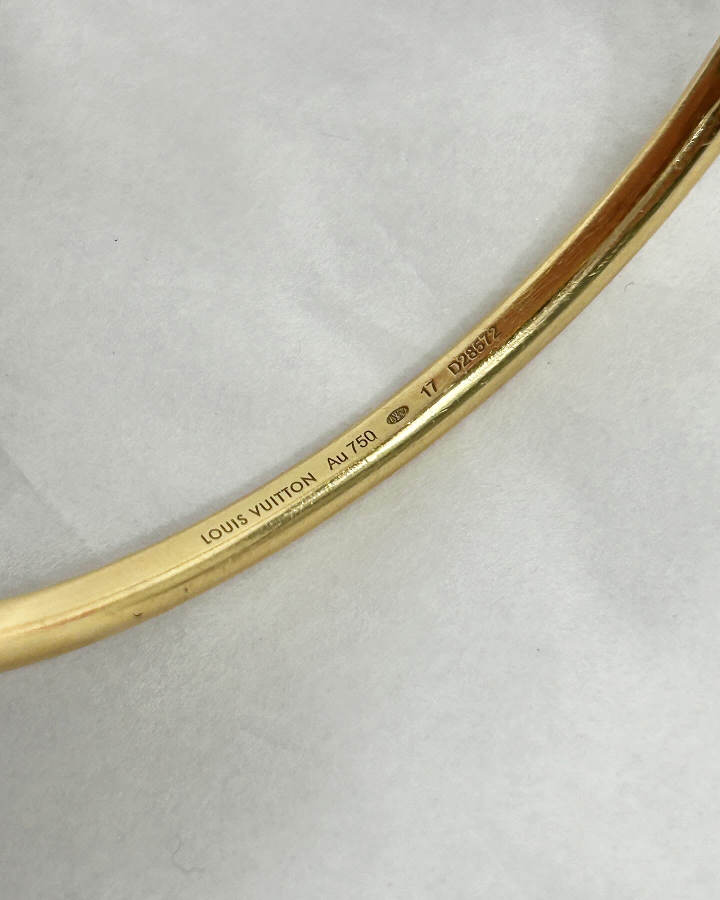 18K Yellow Gold Volt Upside Down Bangle