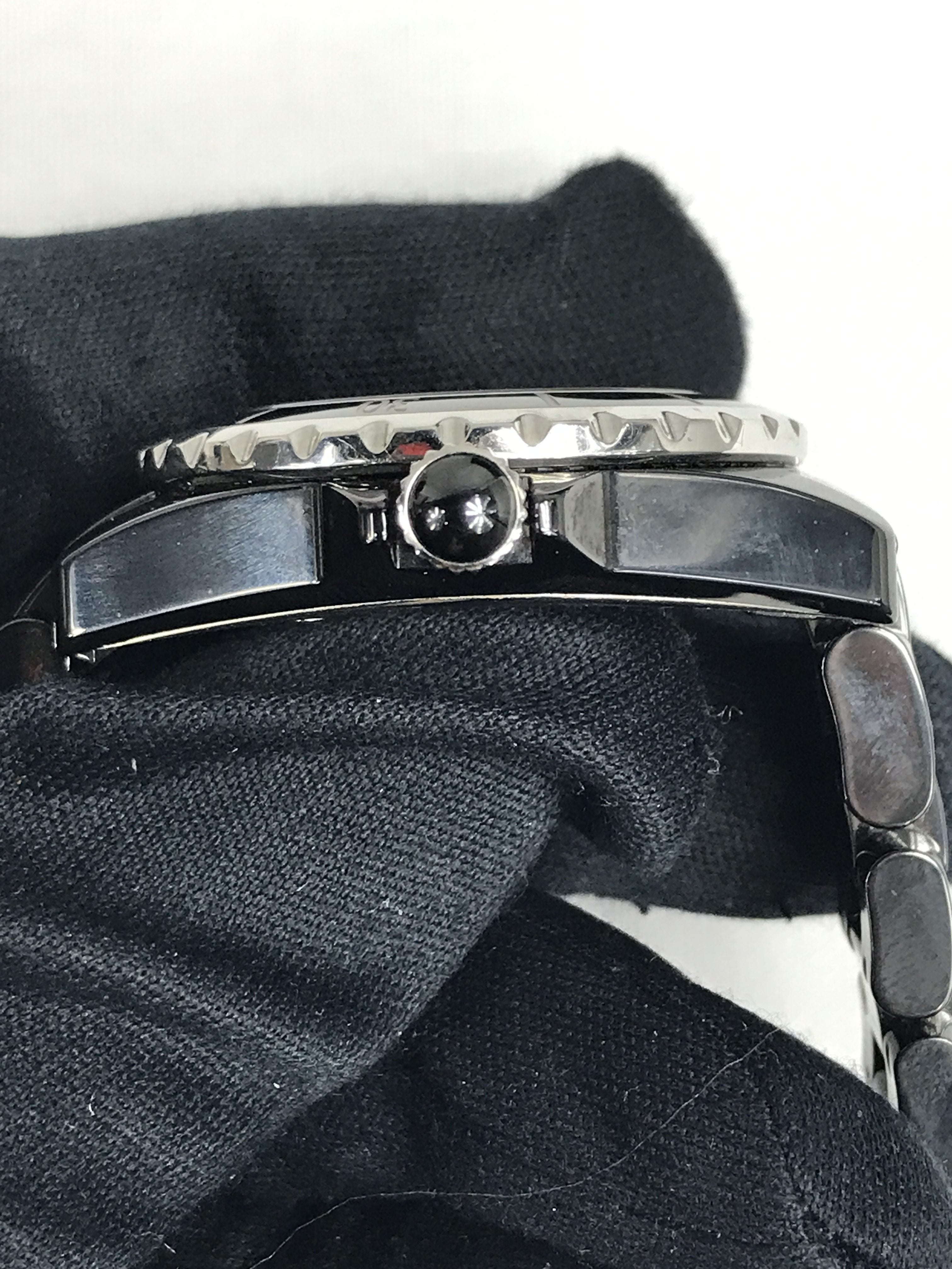 J12 Black Ceramic 33mm w/accent Diamond Watch
