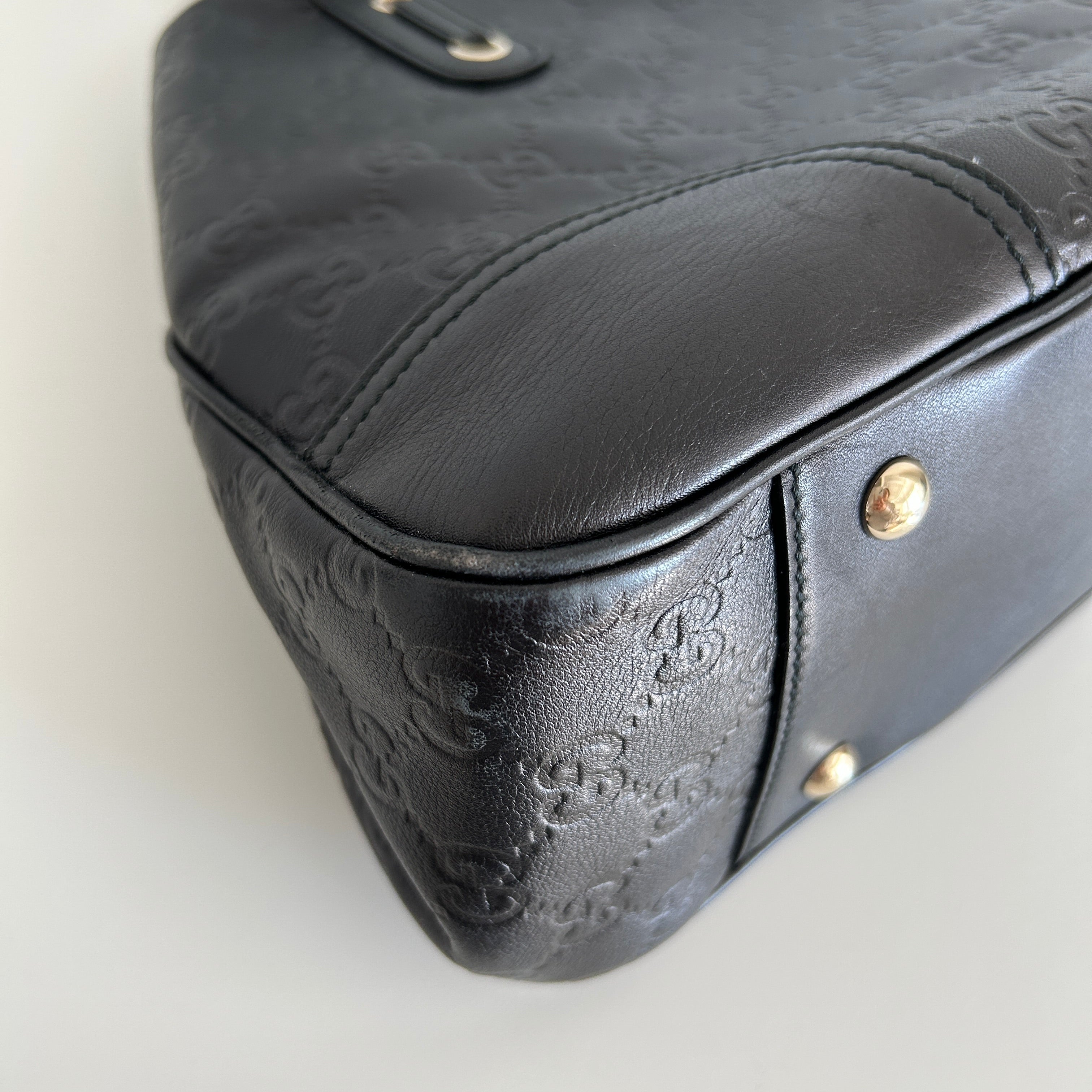 Black Guccissima Medium GG Shoulder Bag w/LGHW - Haute Classics