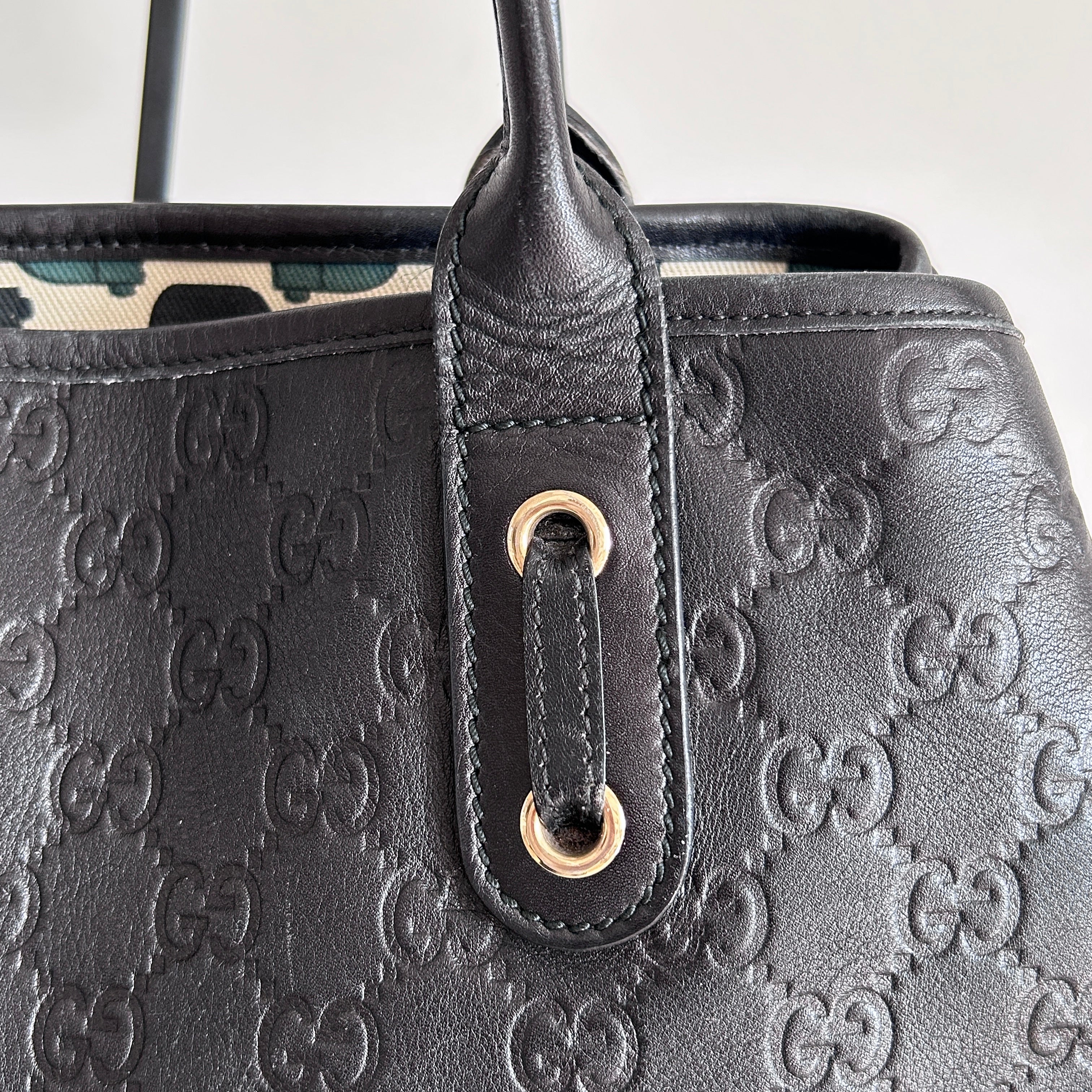 Black Guccissima Medium GG Shoulder Bag w/LGHW - Haute Classics