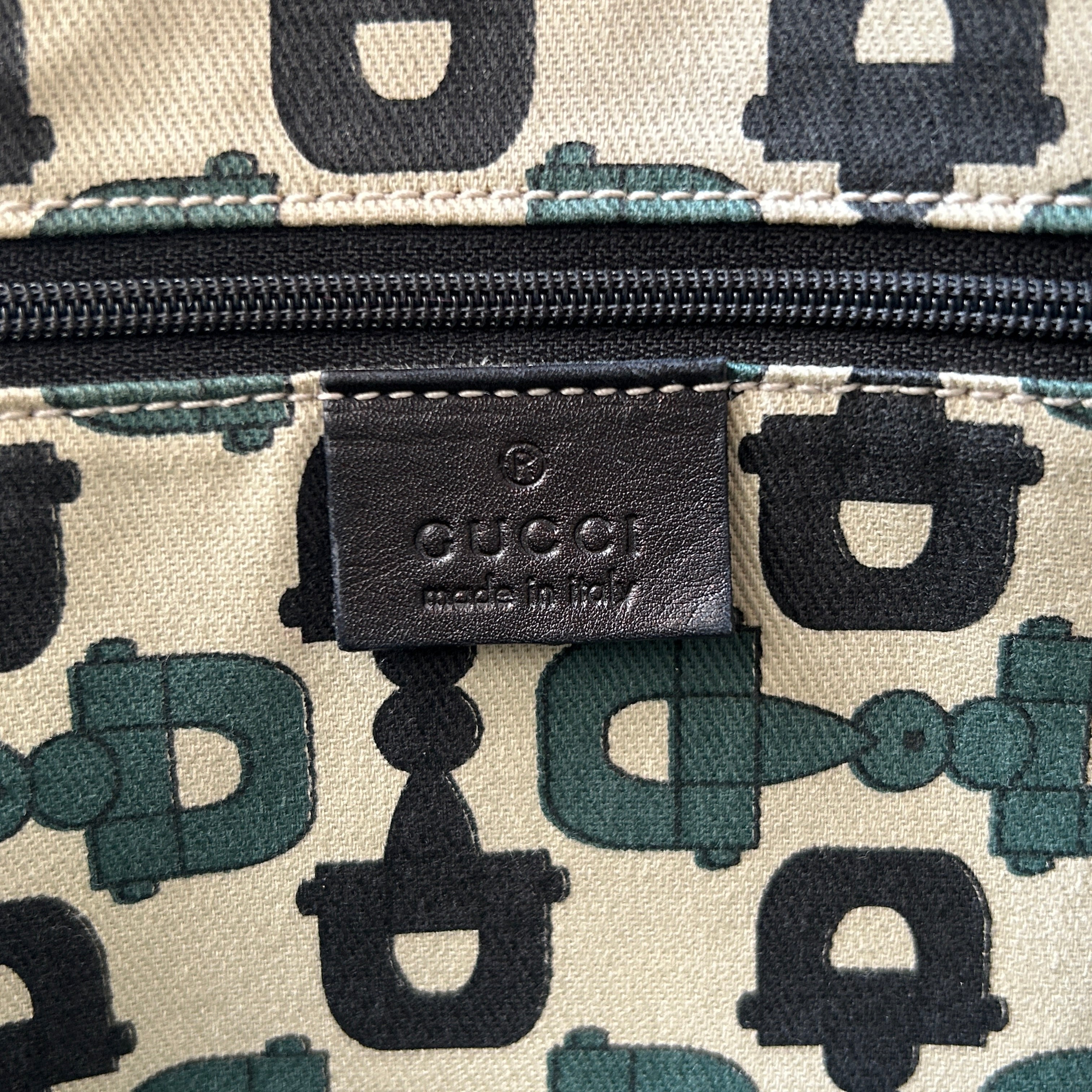 Black Guccissima Medium GG Shoulder Bag w/LGHW - Haute Classics