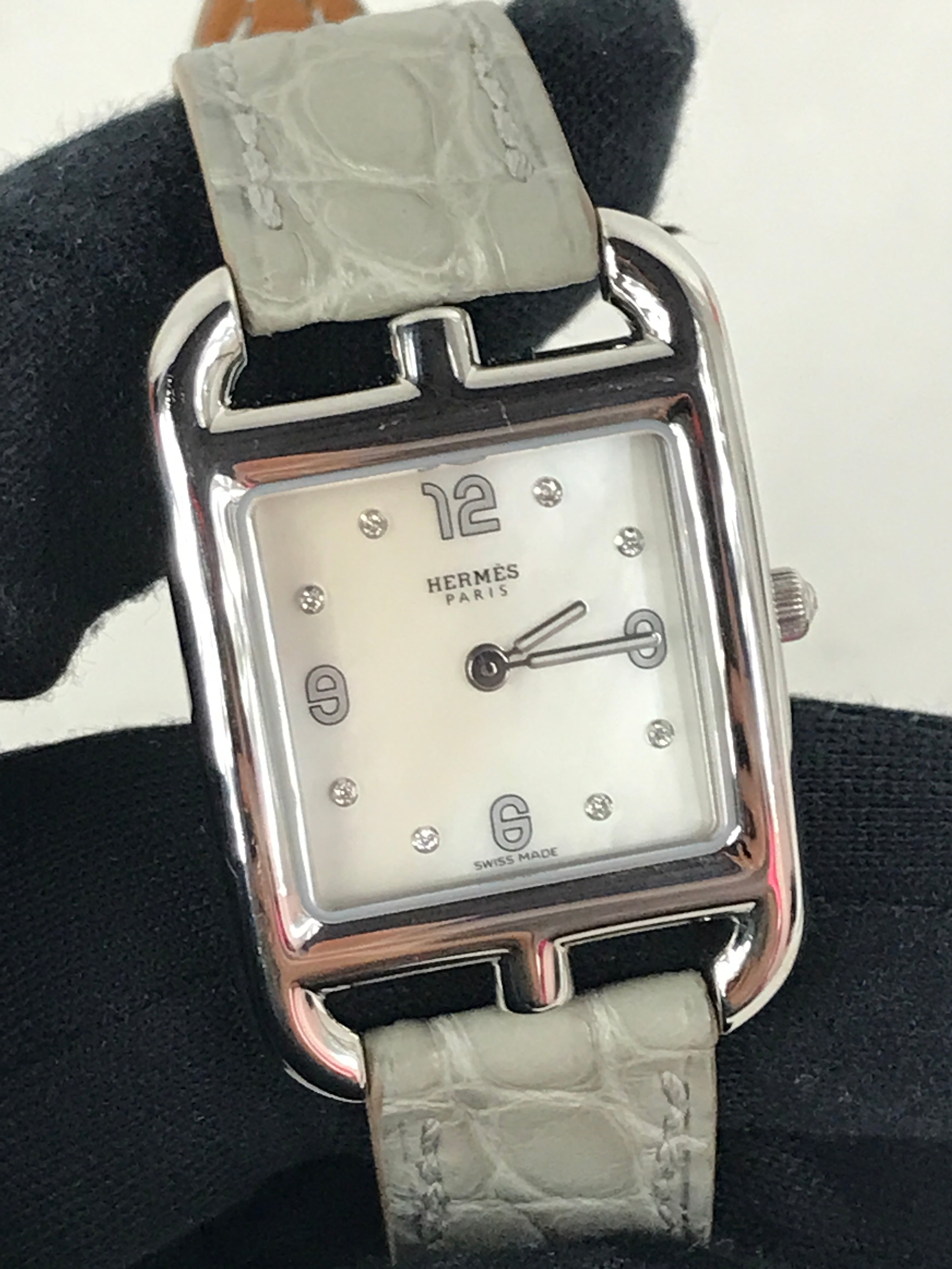 Montre Cap Code Diamond Mother Of Pearl Quartz Watch w/Grey Crocodile Strap