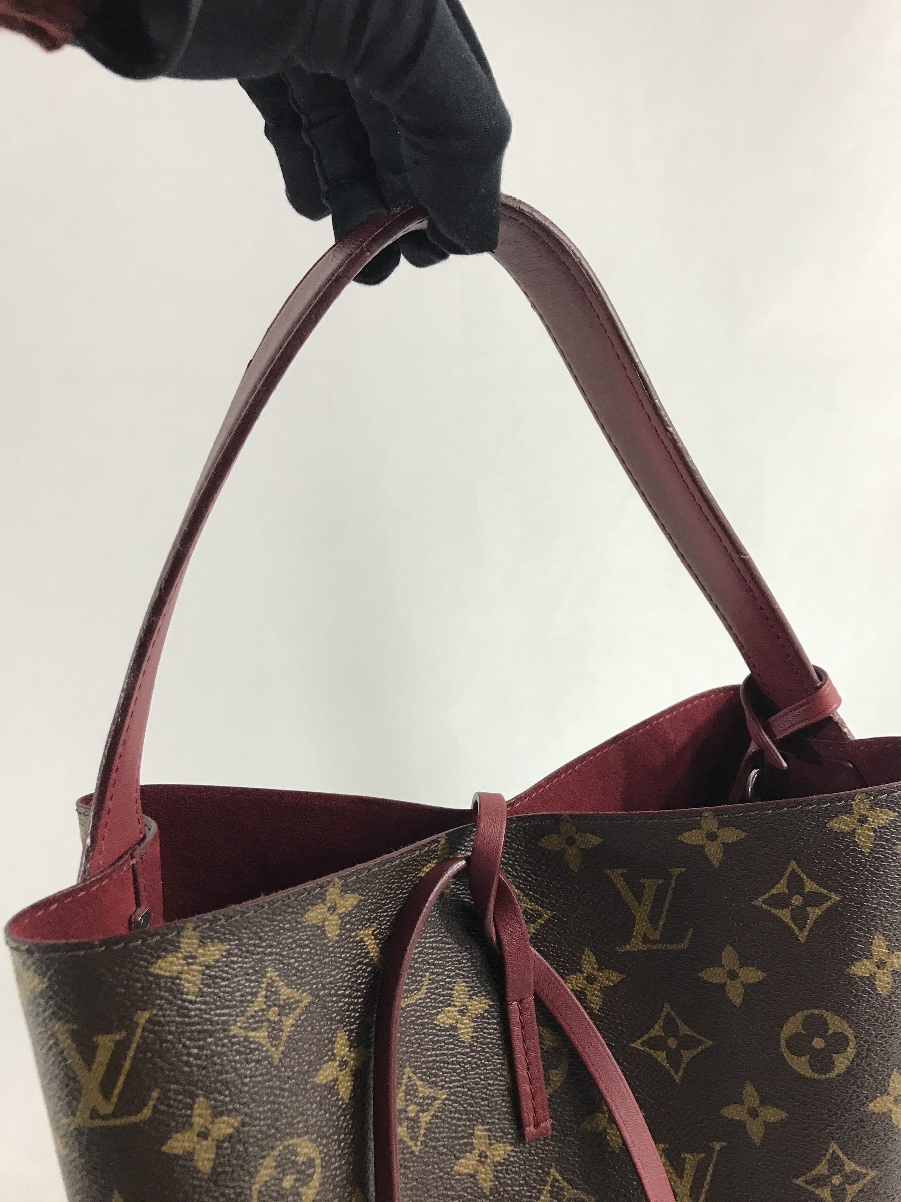 Monogram Coated Canvas/ Burgundy Leather Bucket Shoulder Bag w/ removable pouch w/RHW