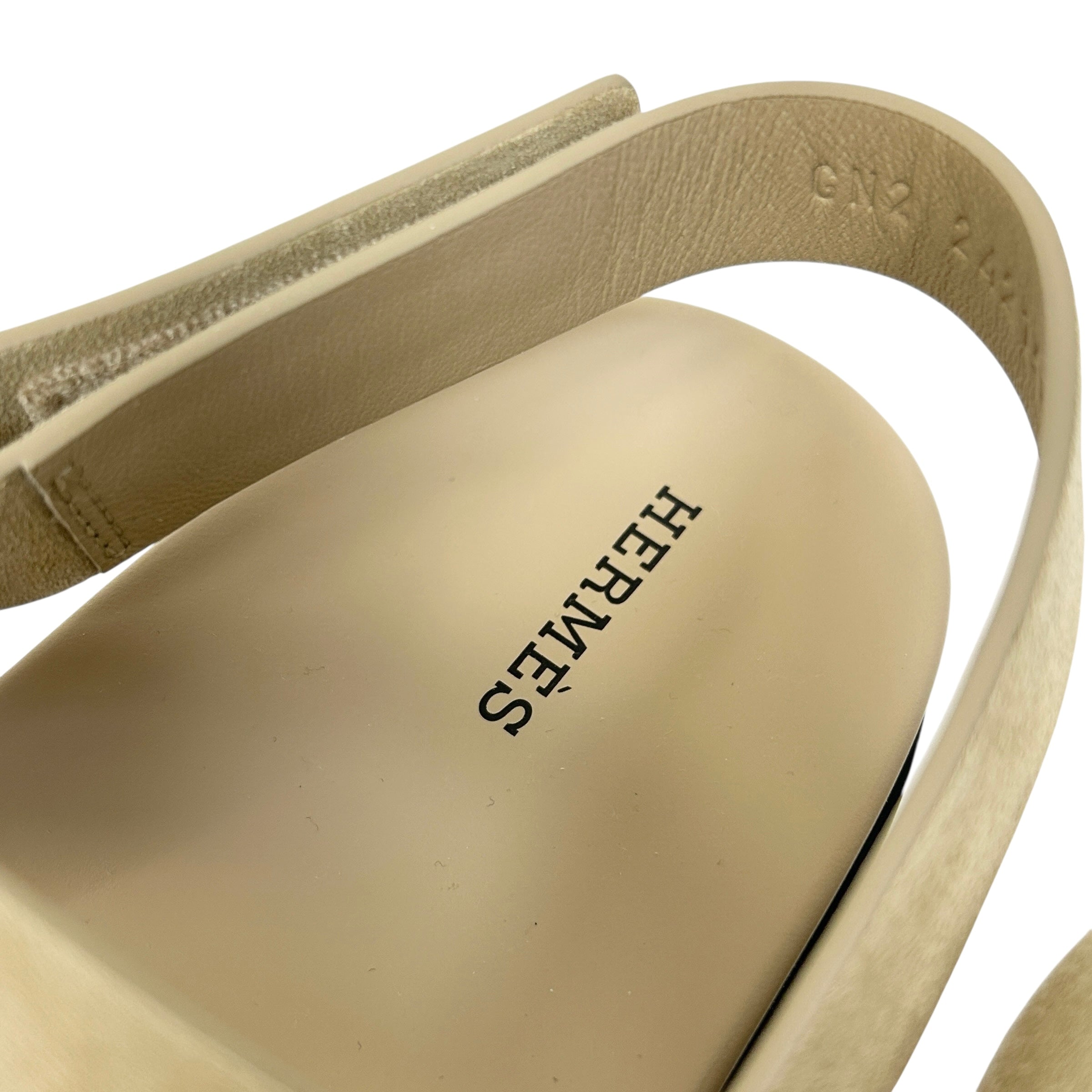 Beige Genius Sandal - Haute Classics