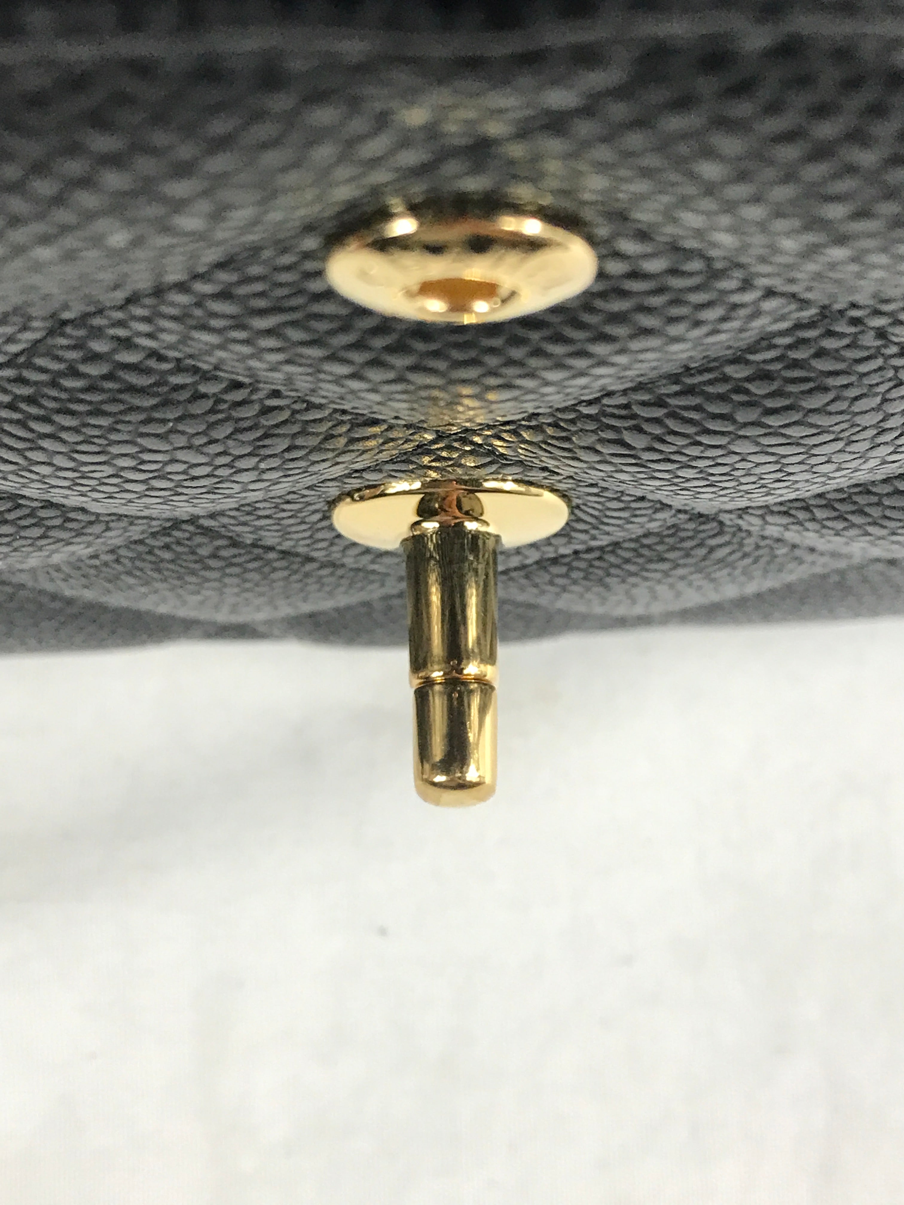 Black Caviar Double Flap Jumbo W/GHW