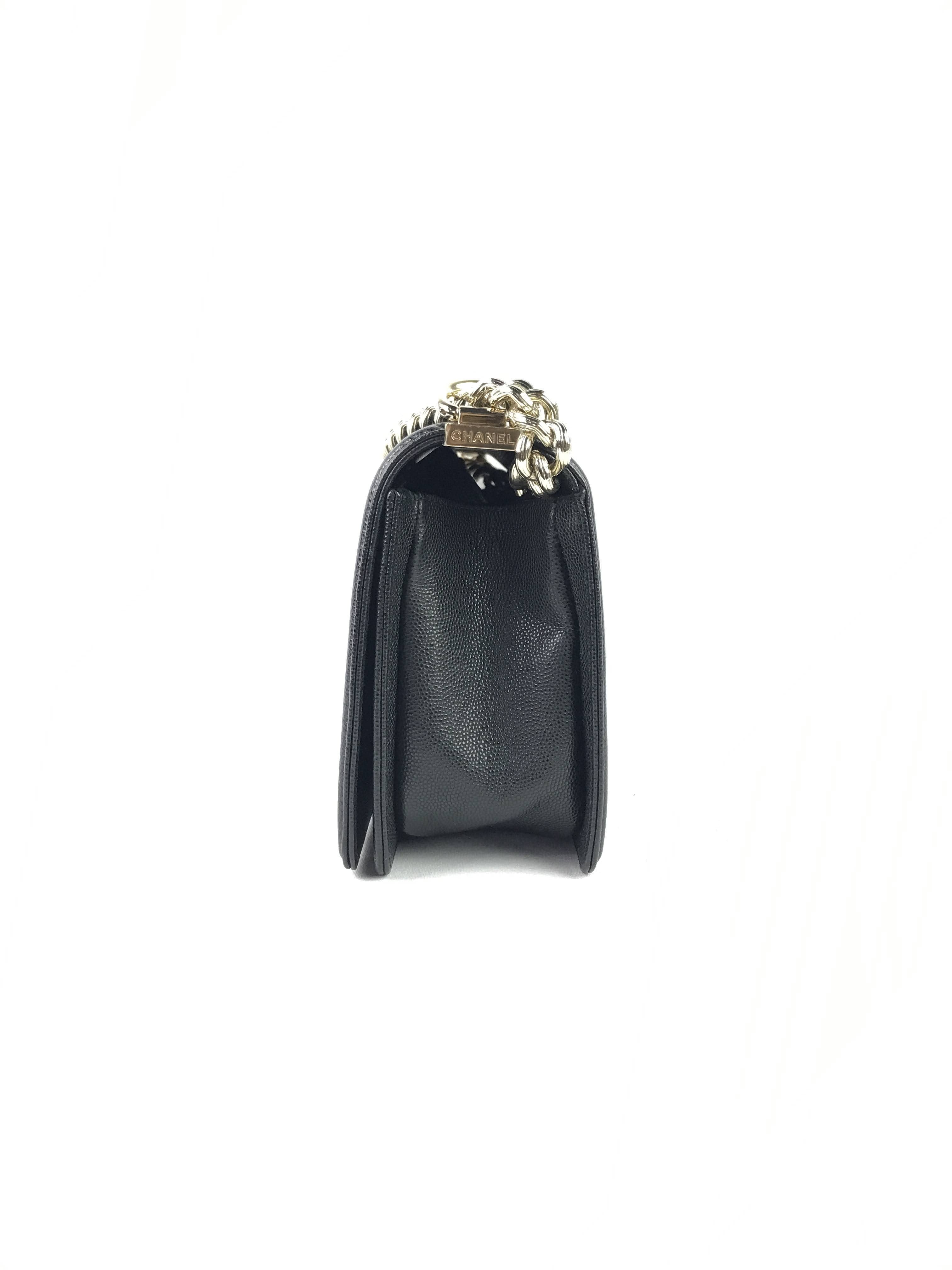 Black Caviar Medium Boy Bag w/Shiny LGHW