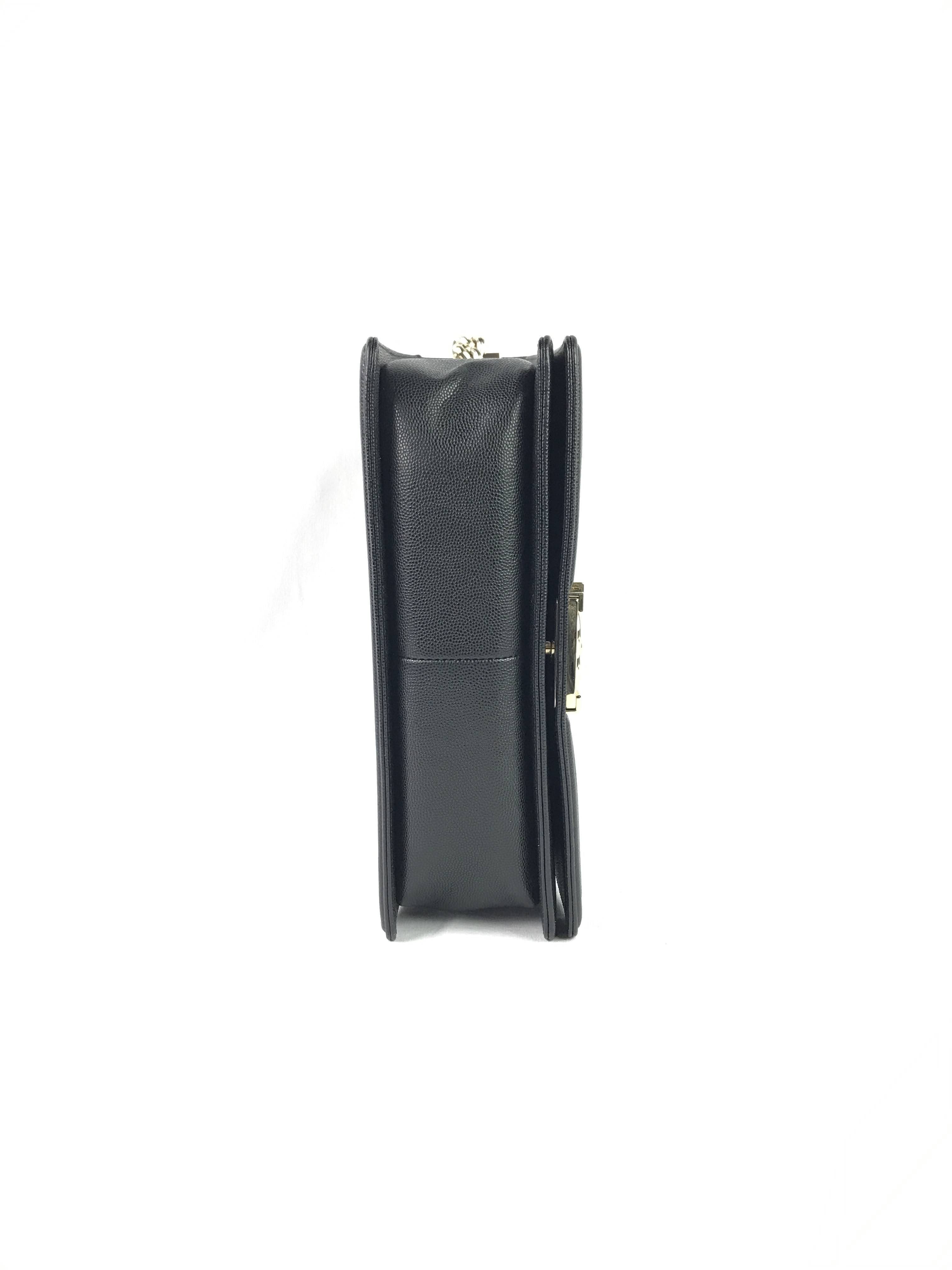 Black Caviar Medium Boy Bag w/Shiny LGHW