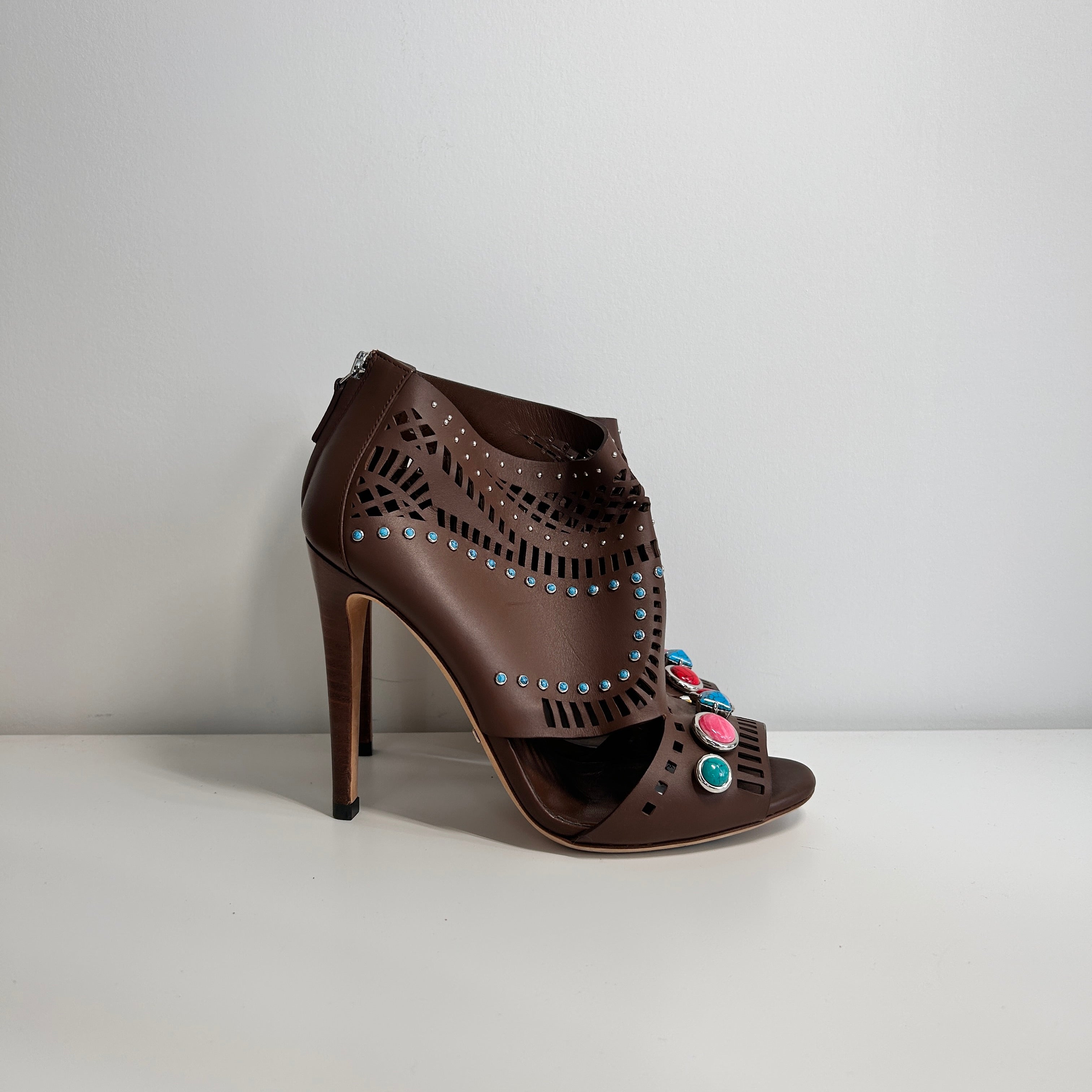 Brown Leather Cutout Accent Pumps