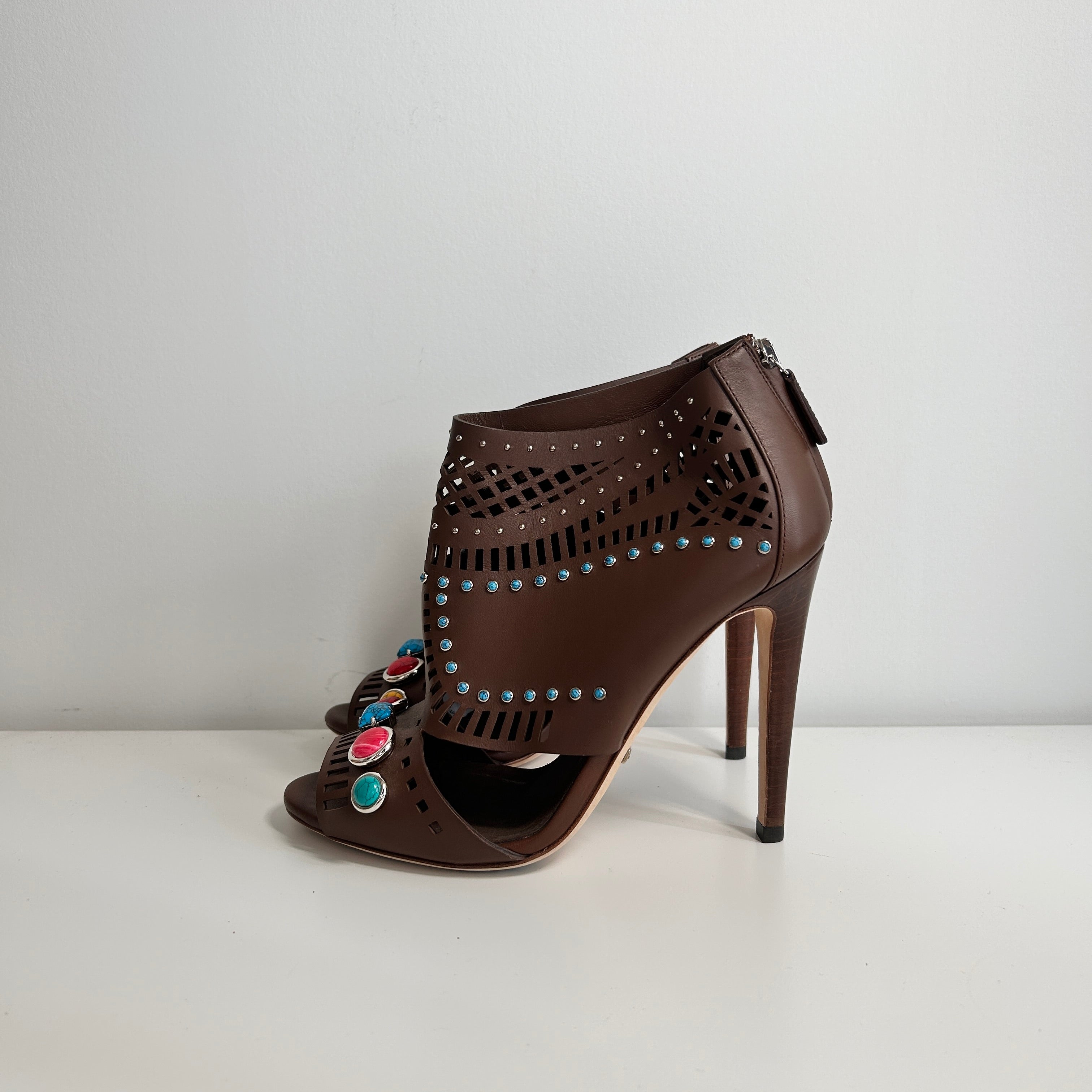Brown Leather Cutout Accent Pumps