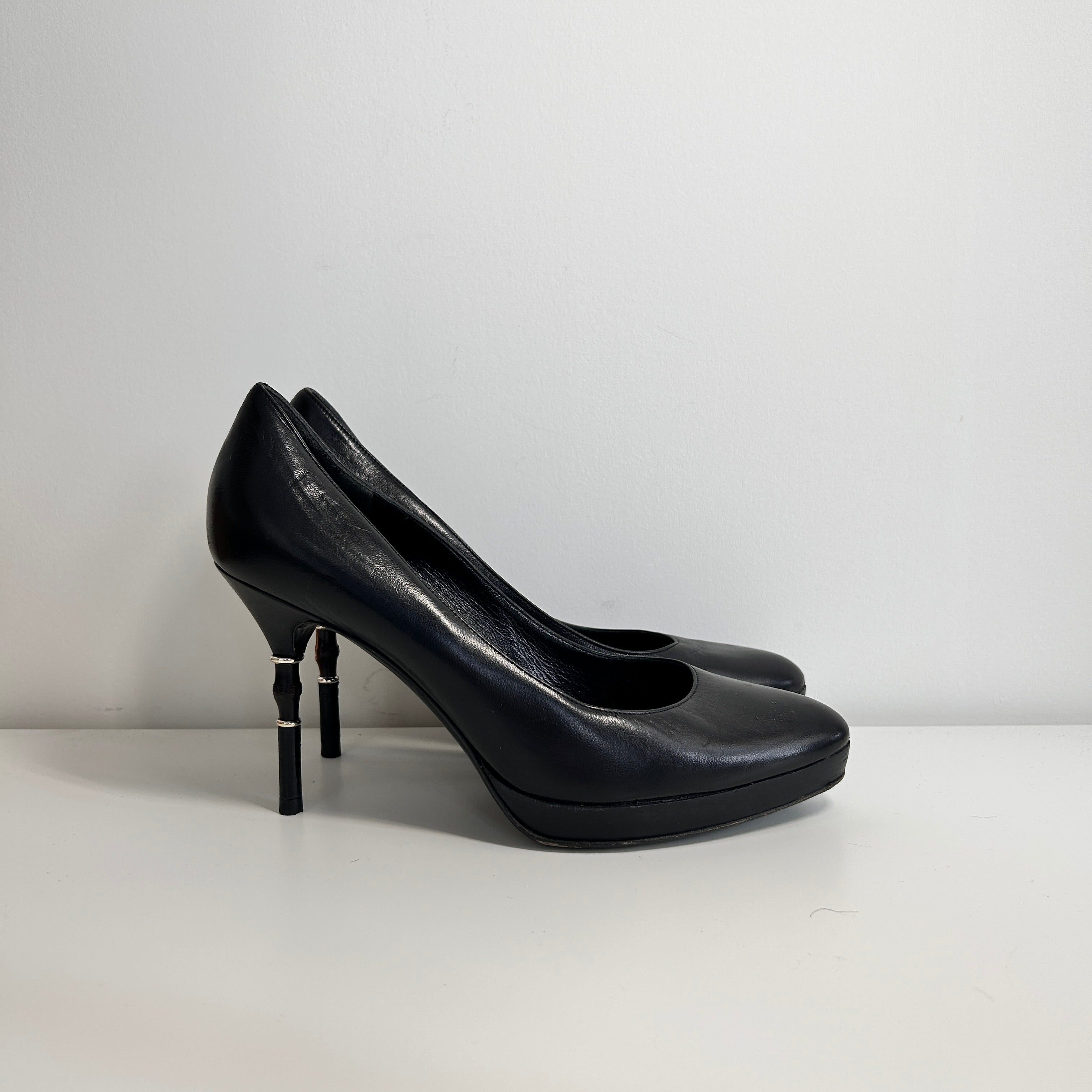 Black Leather Bamboo Accent Pumps