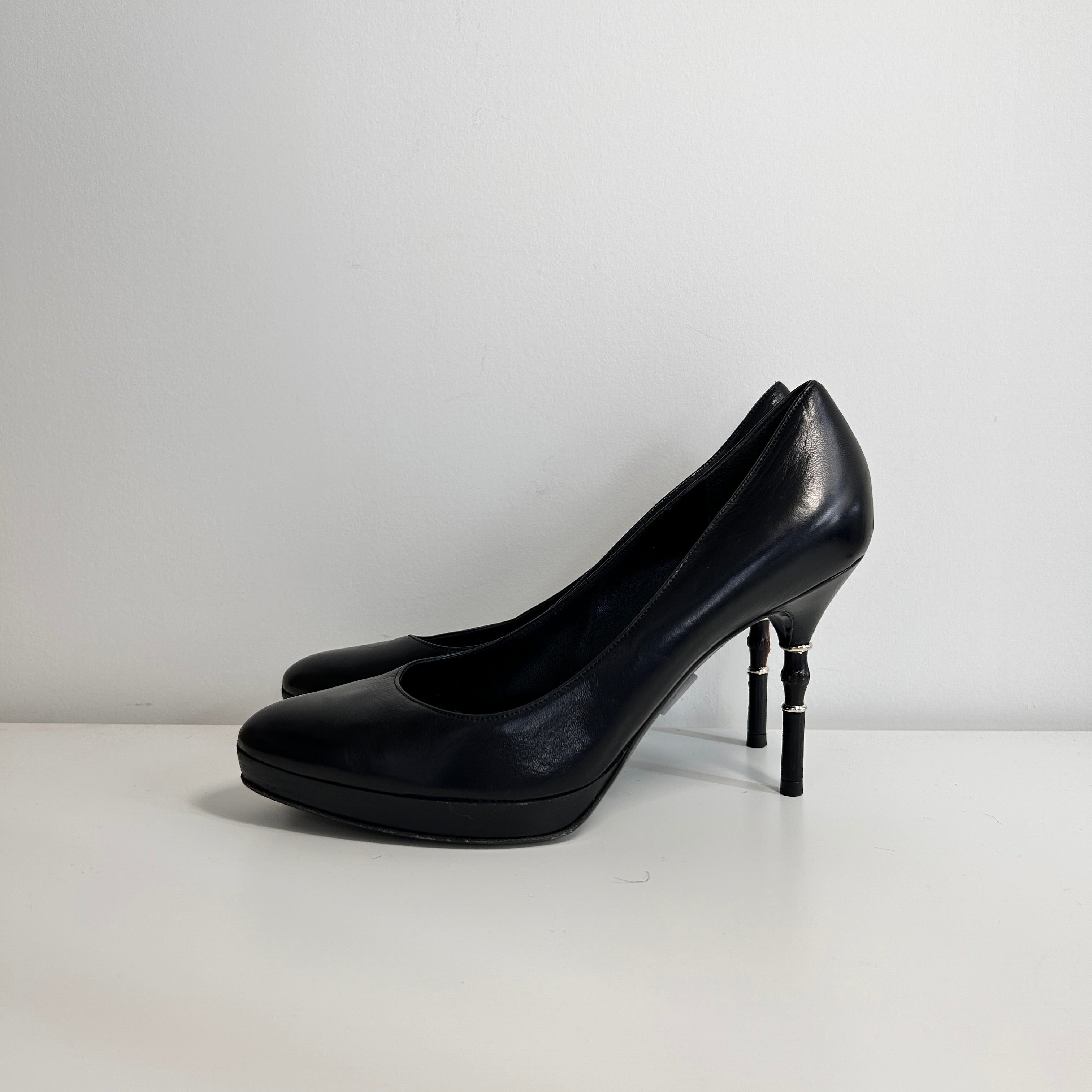 Black Leather Bamboo Accent Pumps
