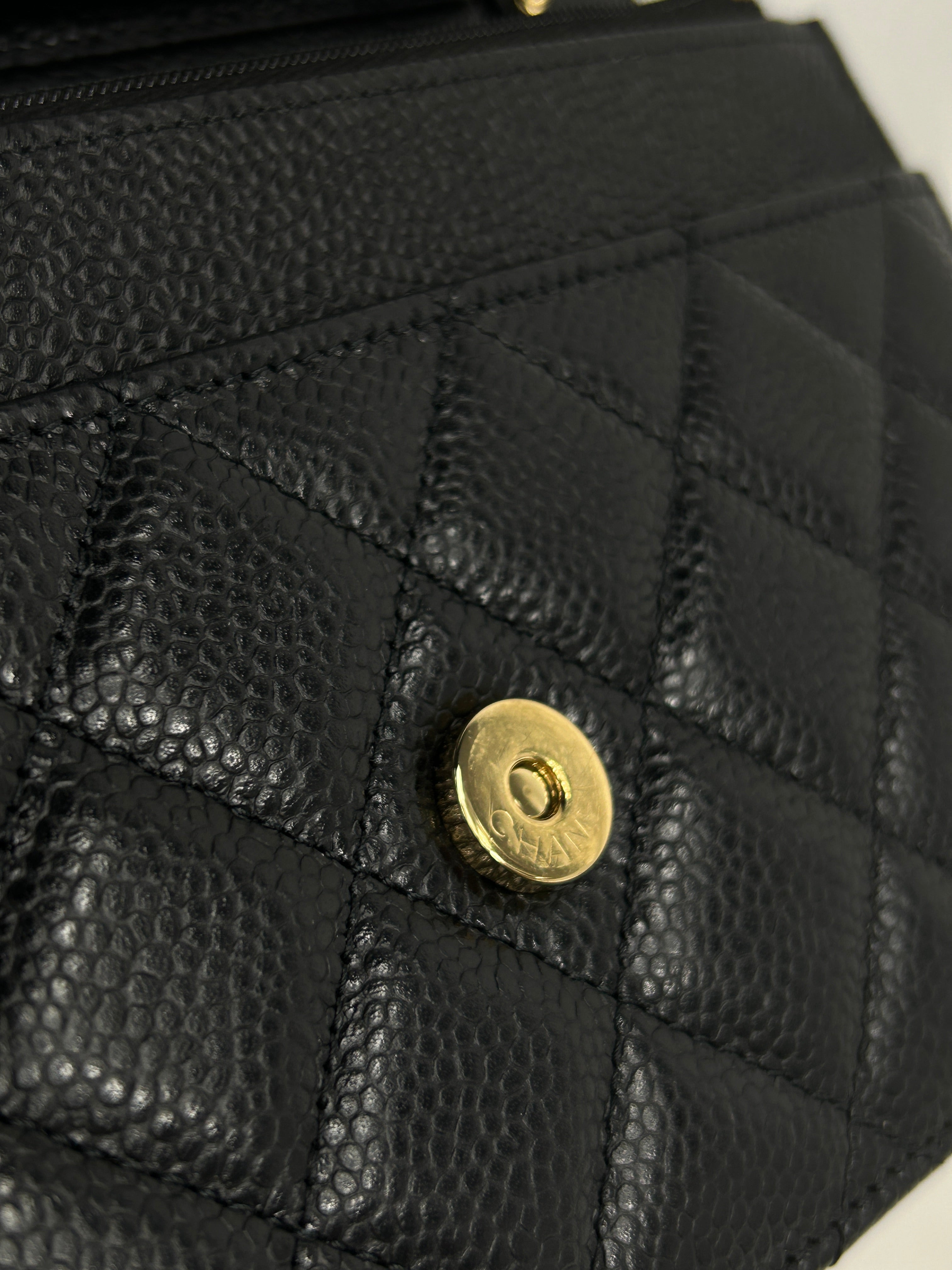 Black Caviar Quilted Wallet On Chain w/GHW