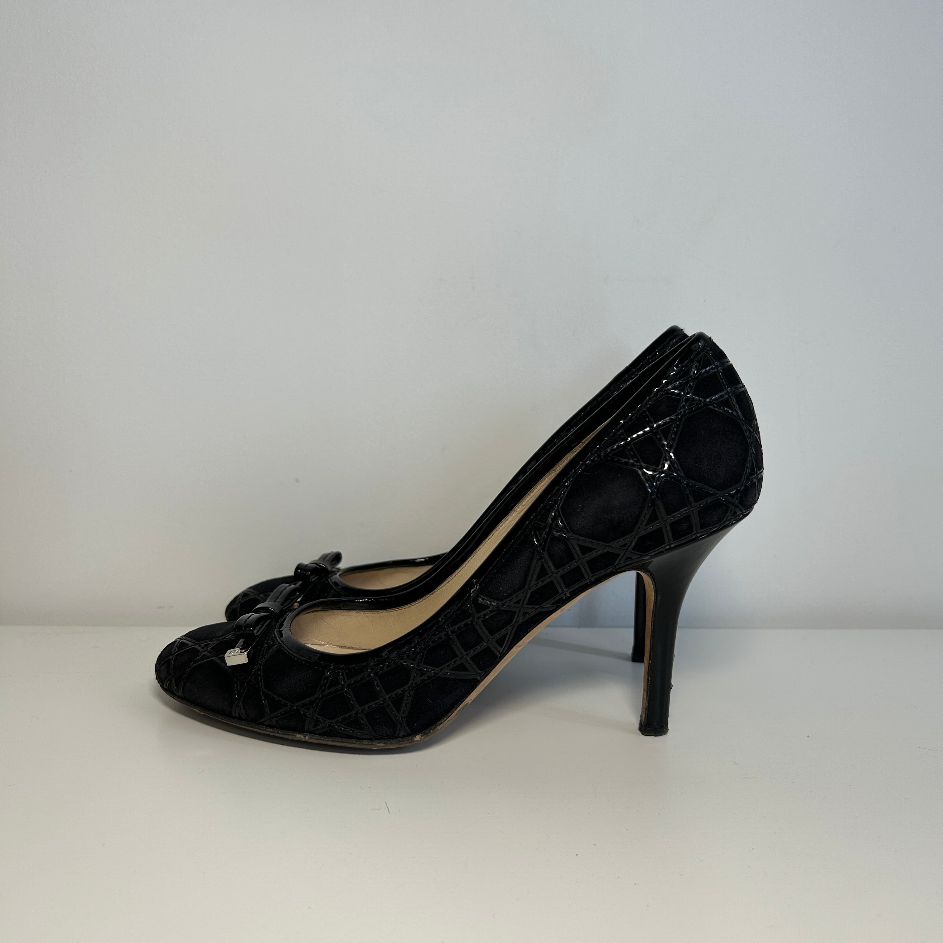 Black Cannage Leather Bow Pumps