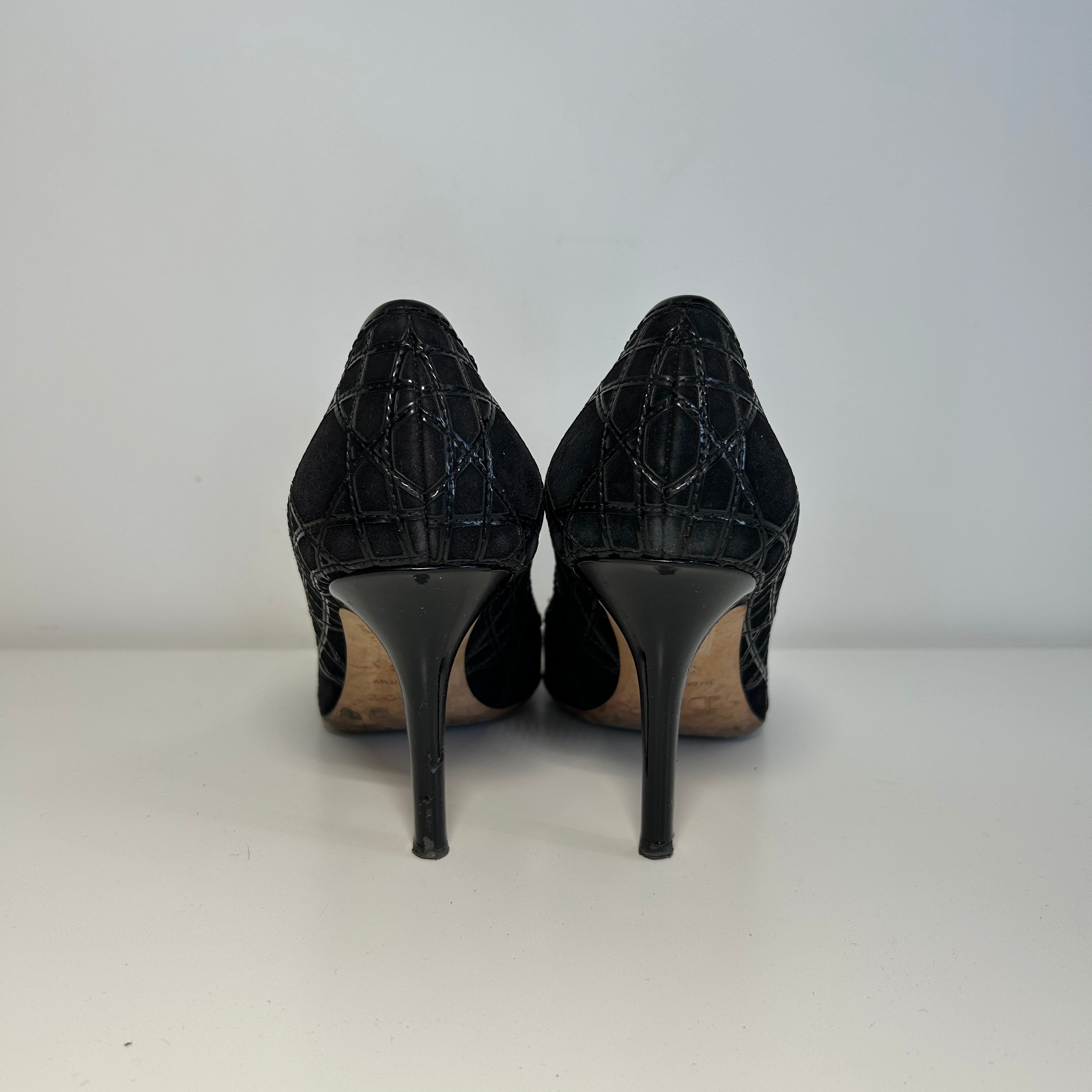 Black Cannage Leather Bow Pumps