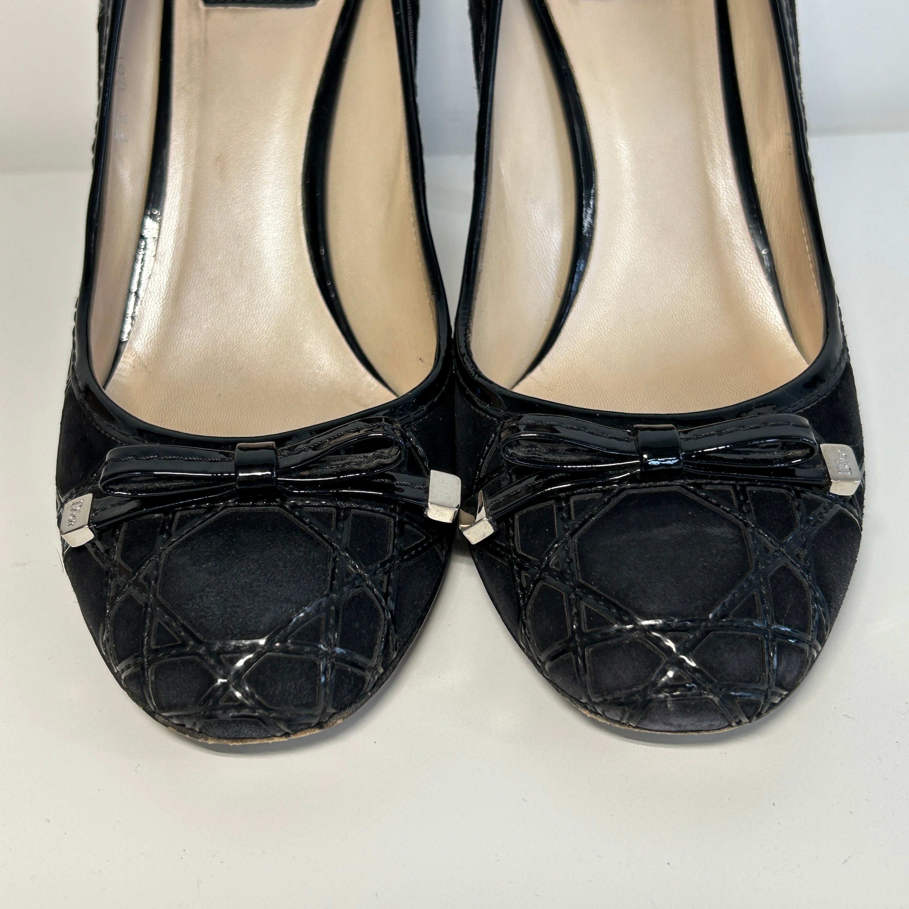 Black Cannage Leather Bow Pumps