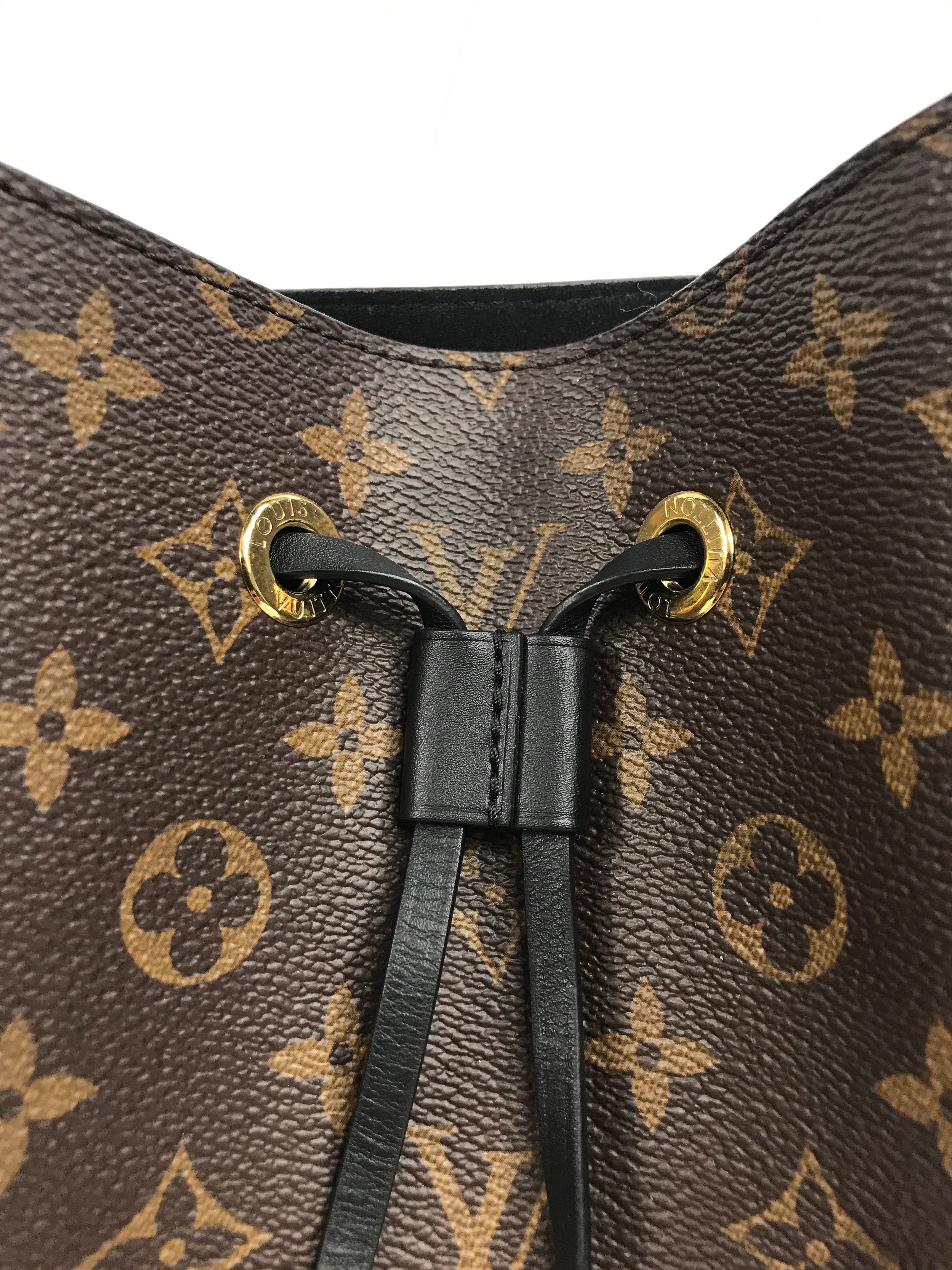 Monogram Coated Canvas Noir NeoNoe MM Bucket Bag w/GHW