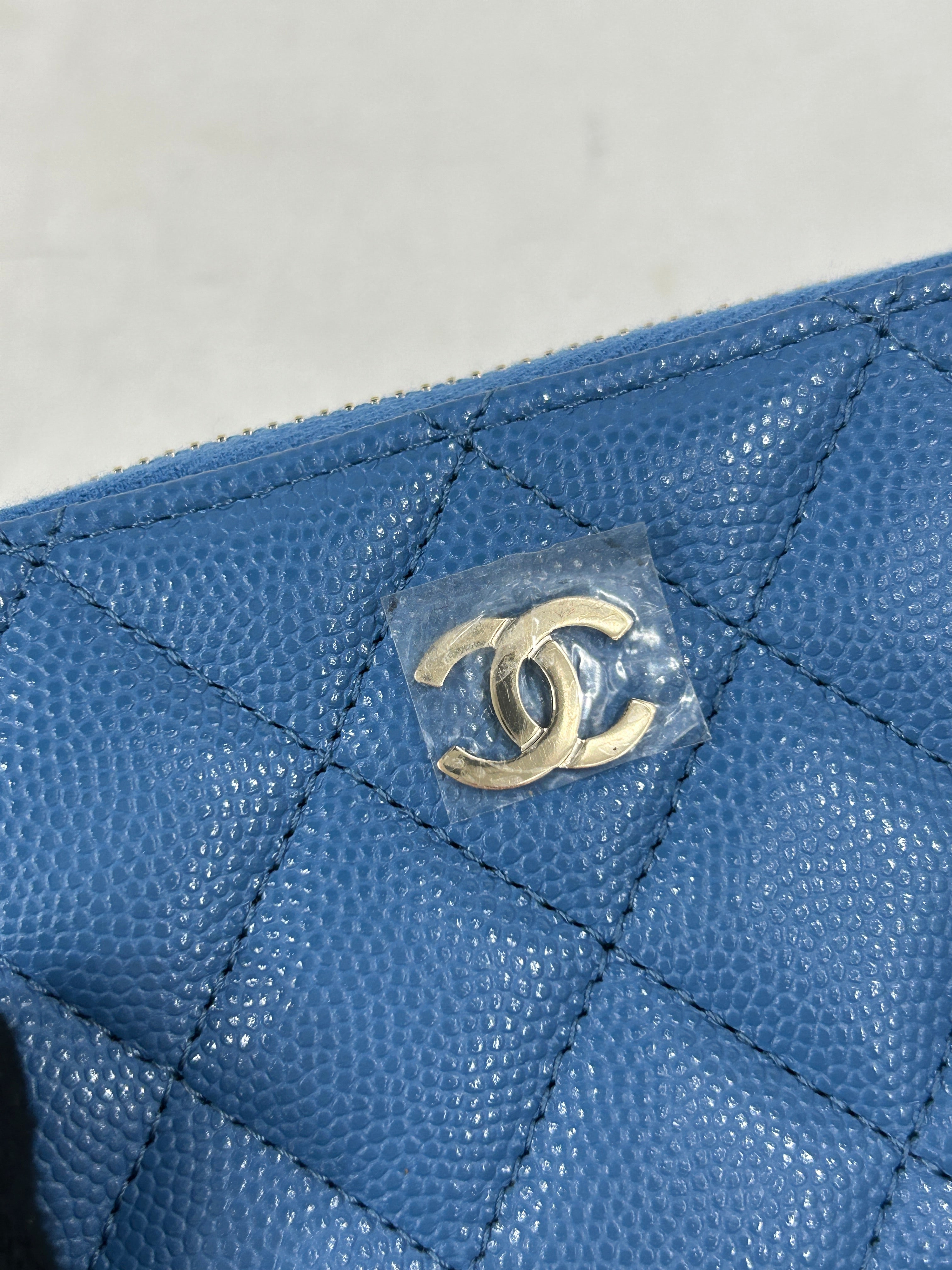 Blue Caviar Quilted Card Coin Pouch w/GHW