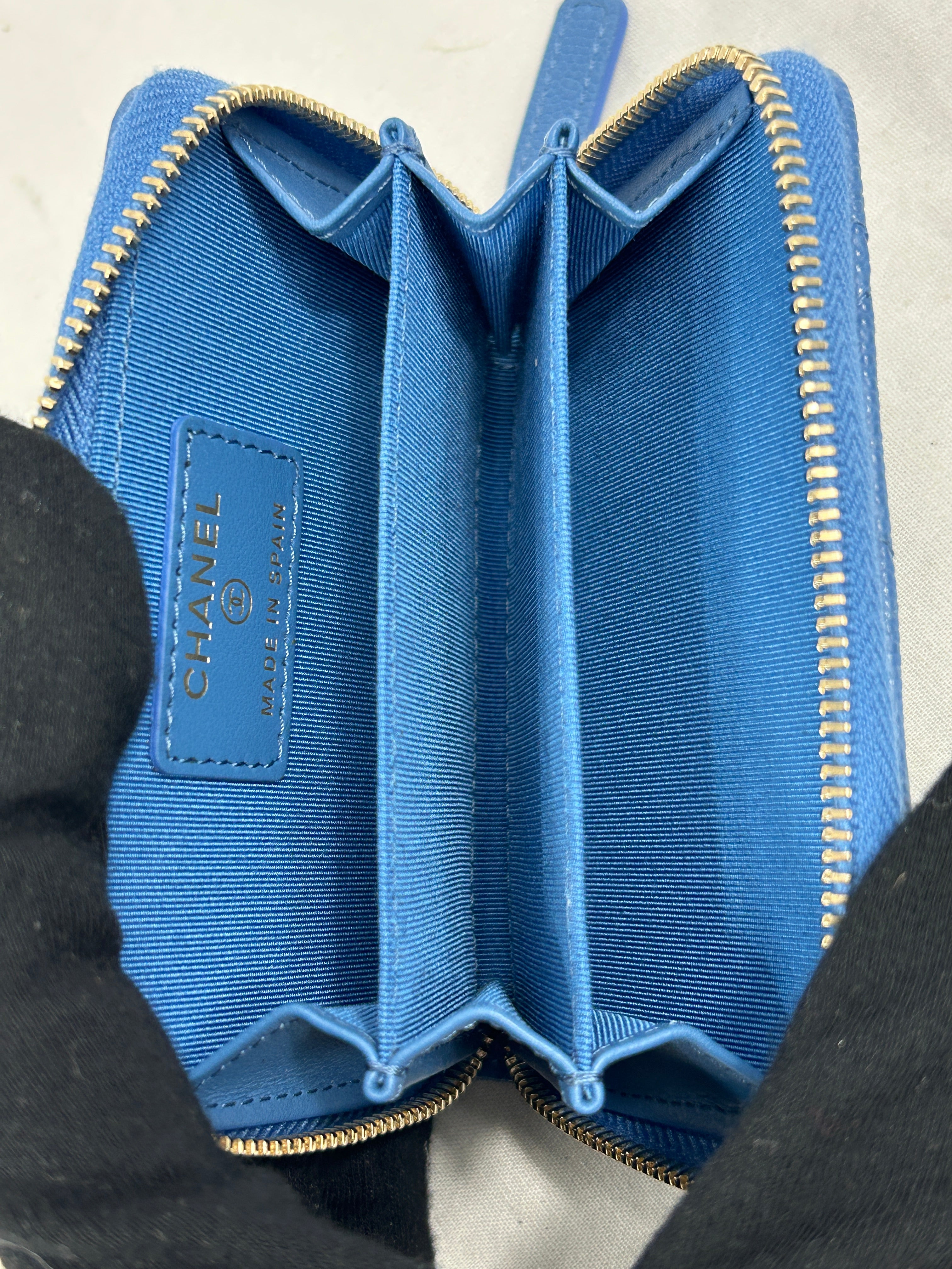 Blue Caviar Quilted Card Coin Pouch w/GHW