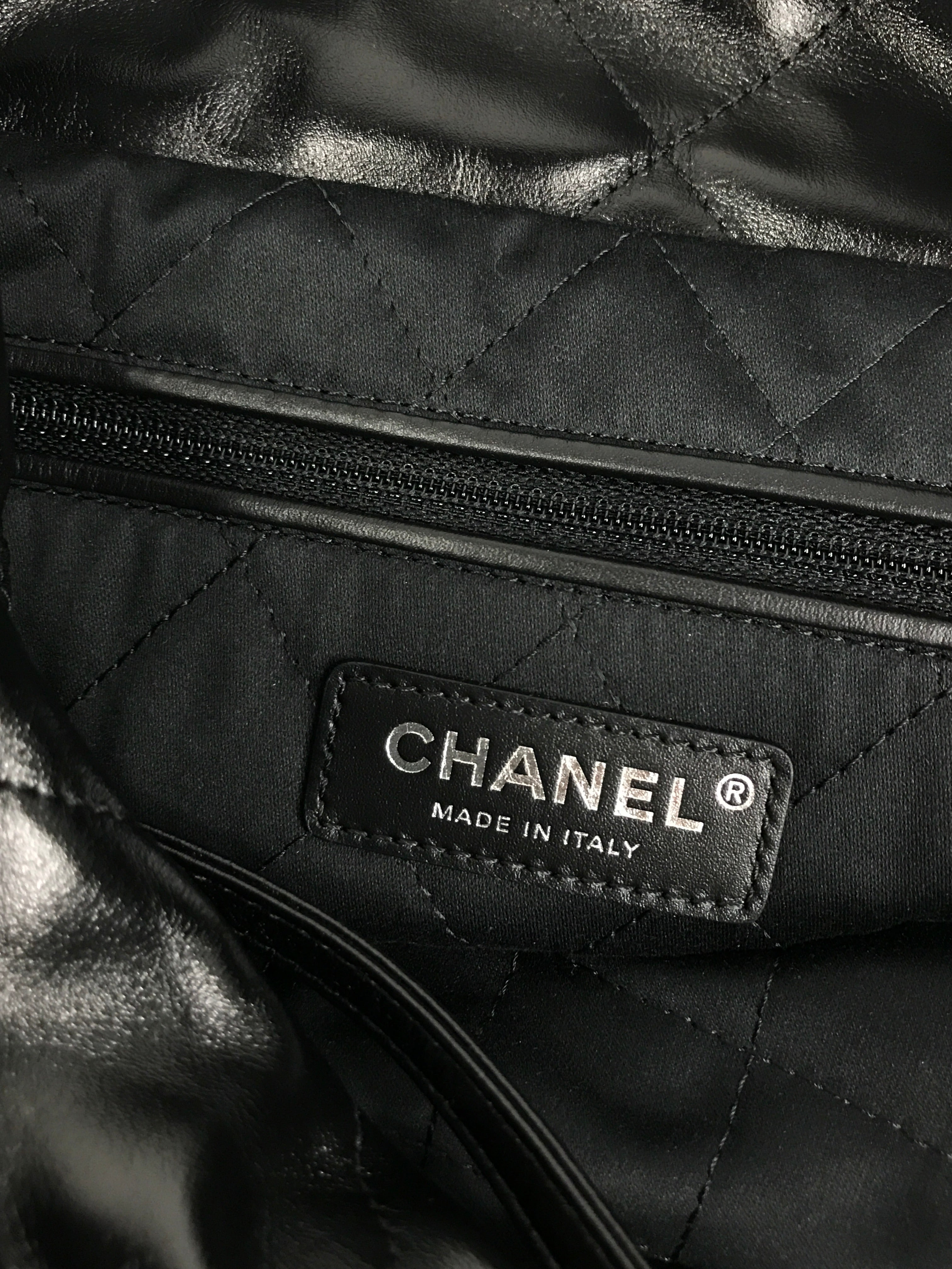 Shiny Black Quilted Calfskin Leather 23S Hobo Bag w/MSHW