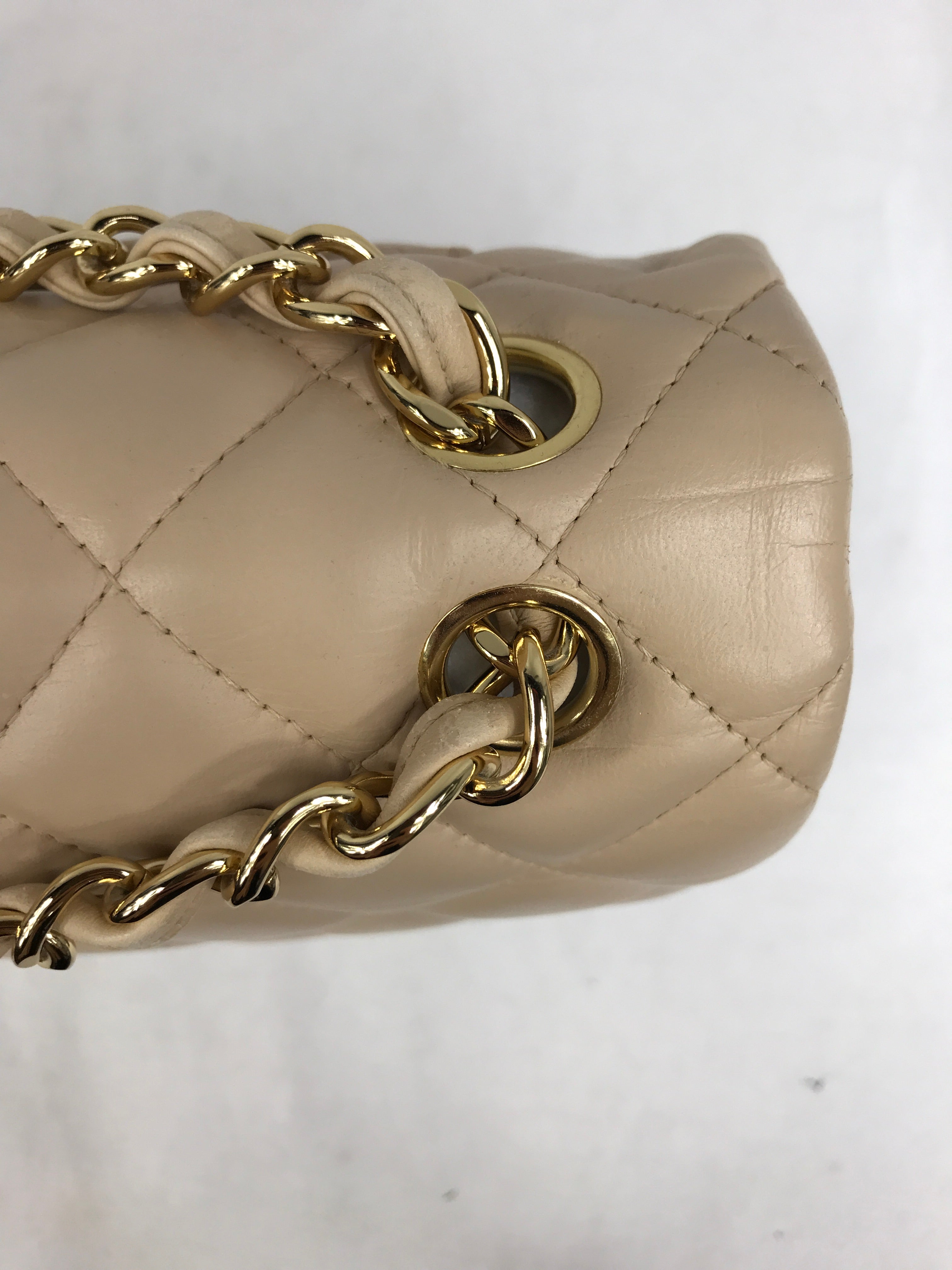 Beige Clair Quilted Lambskin Jumbo w/GHW