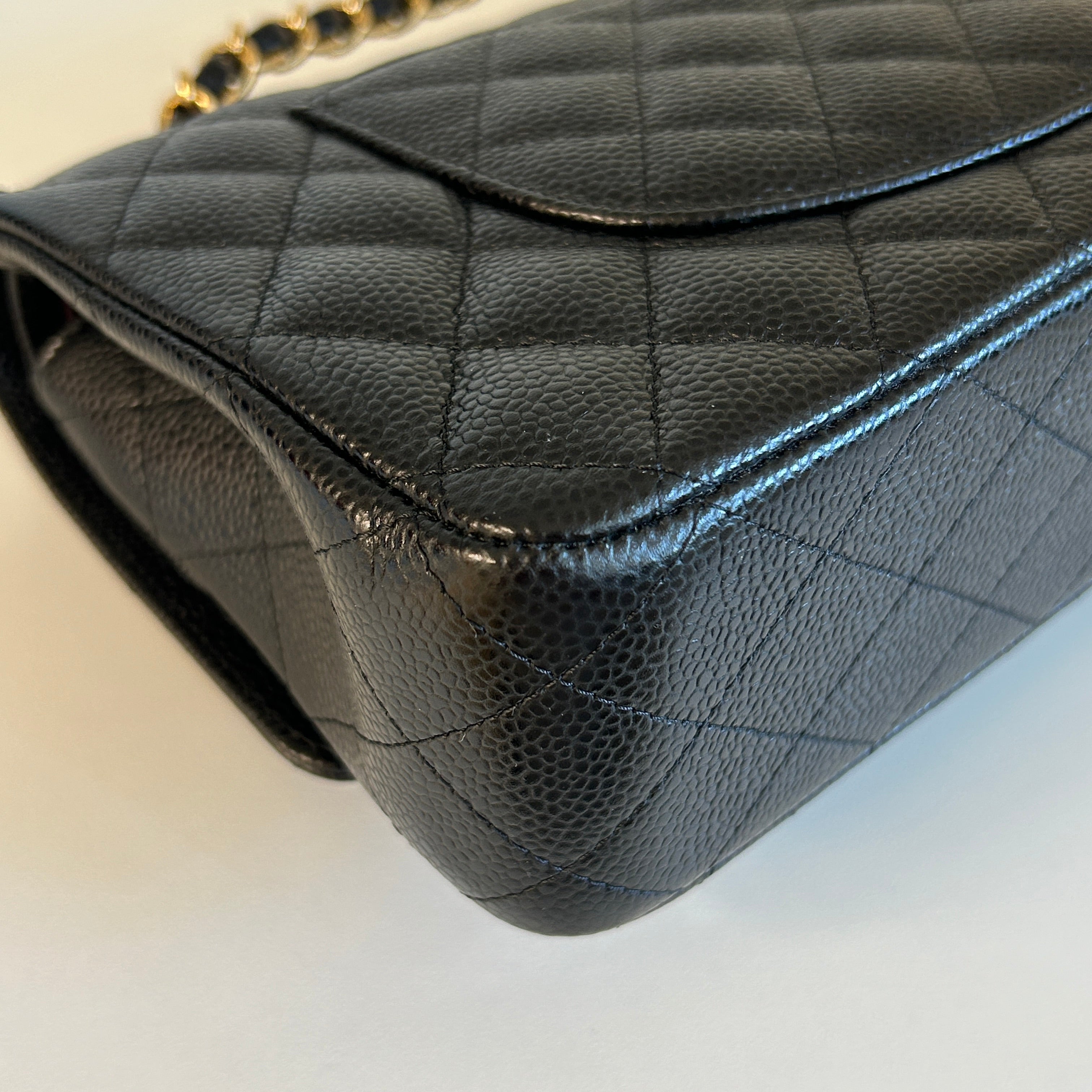 Black Caviar Quilted Medium Double Flap Classic Flap w/GHW