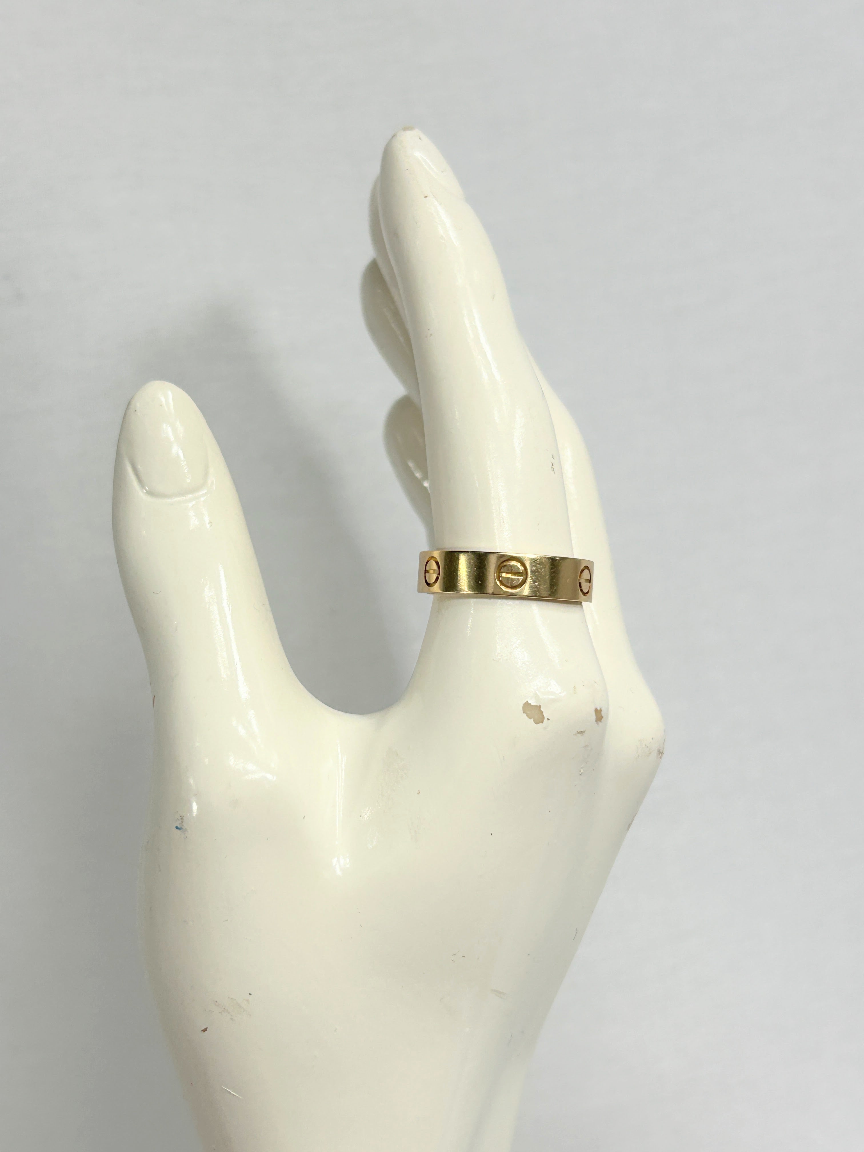 18K Gold Love Ring