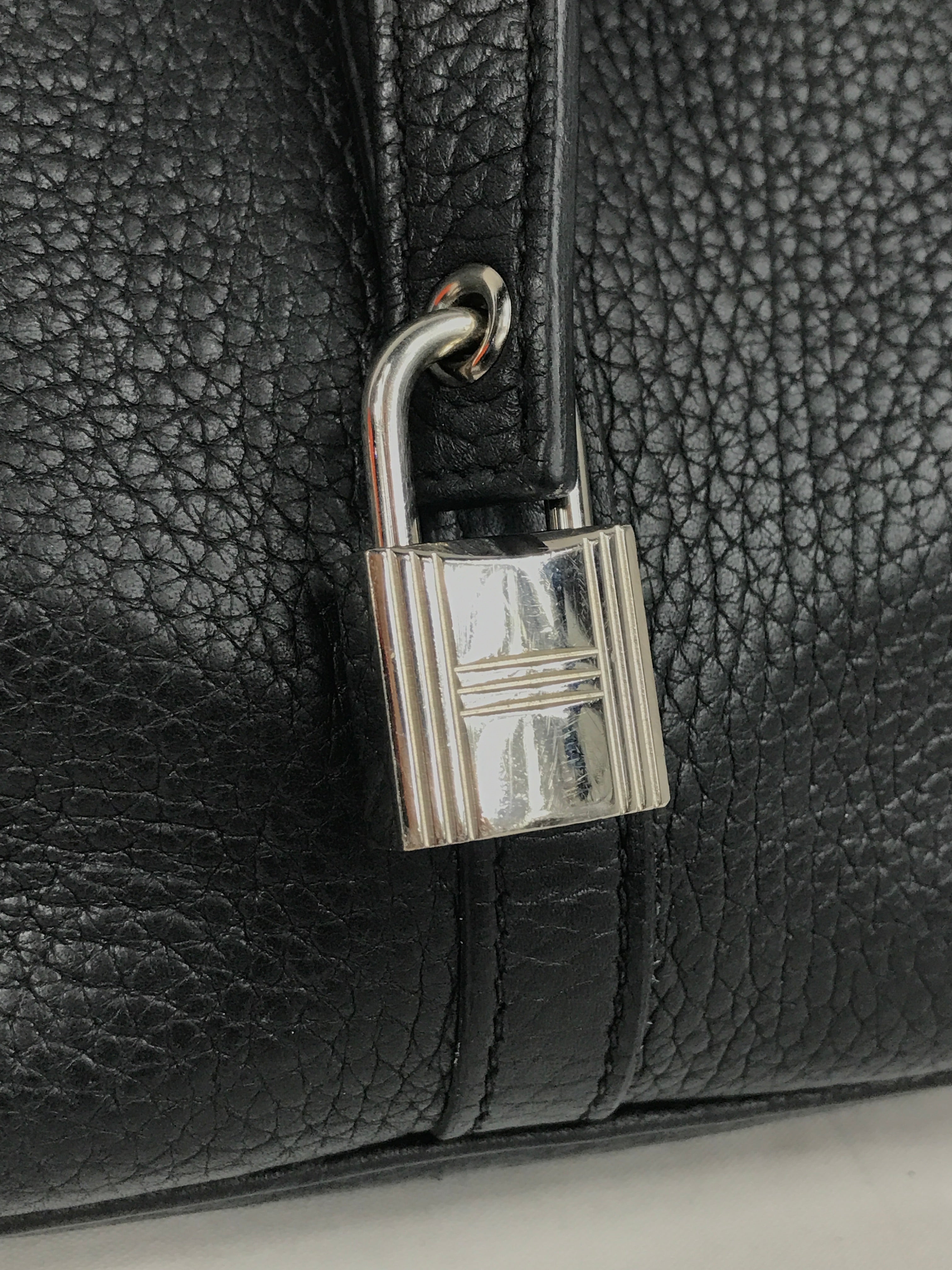 Black Clemence Picotin 22 W/PHW