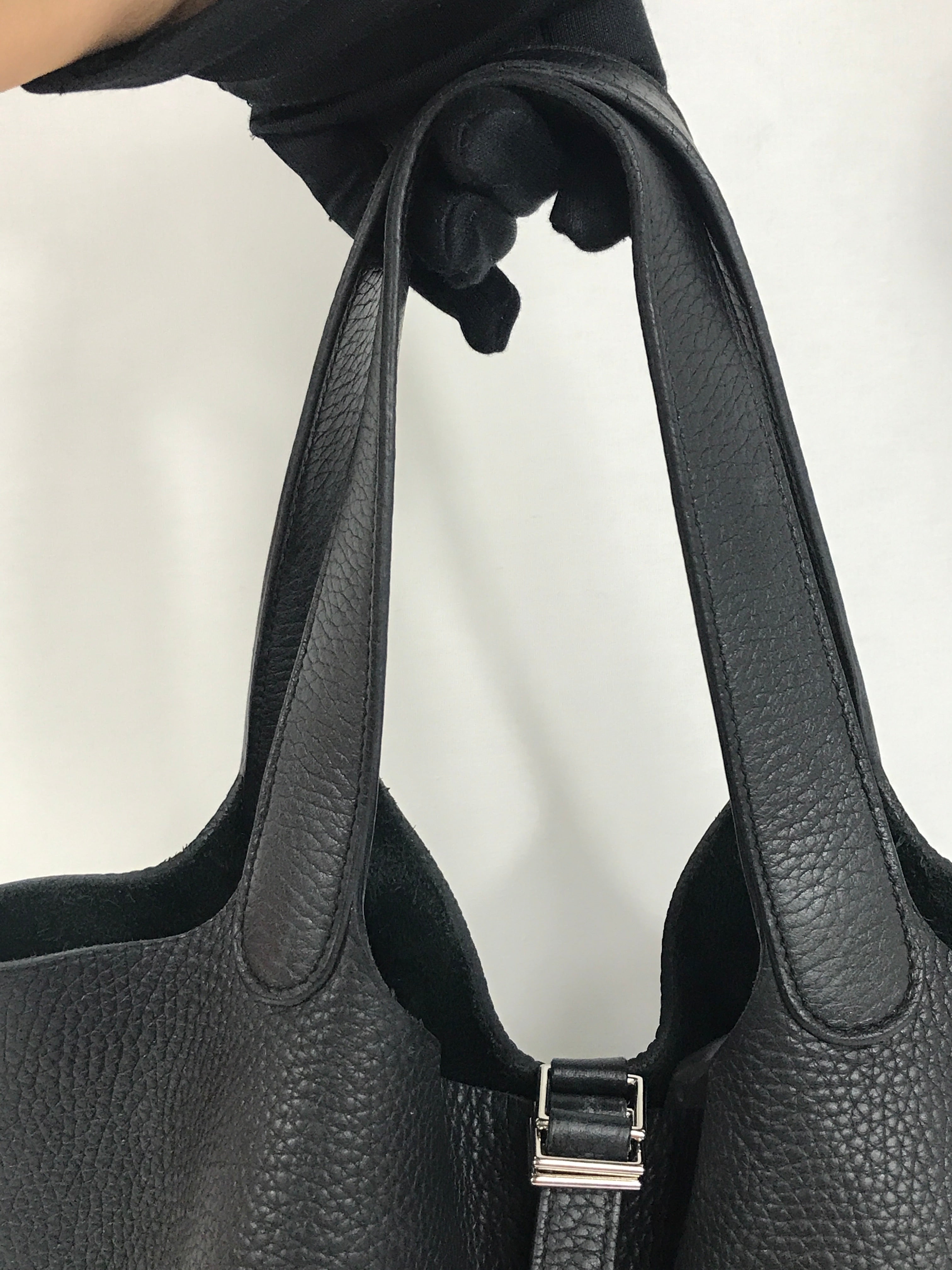 Black Clemence Picotin 22 W/PHW