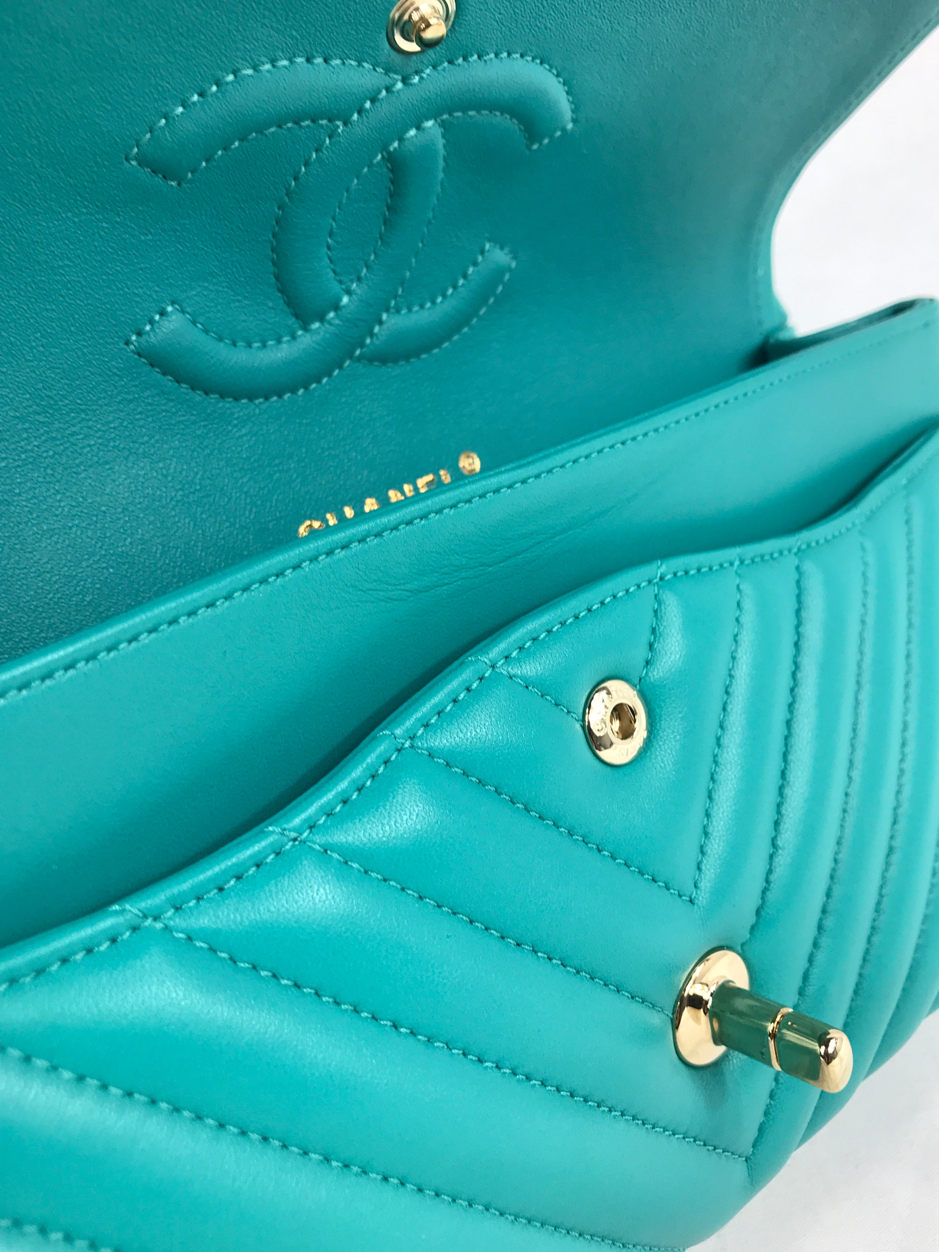 Turquoise Cheveron Lambskin Medium Double Flap W/GHW