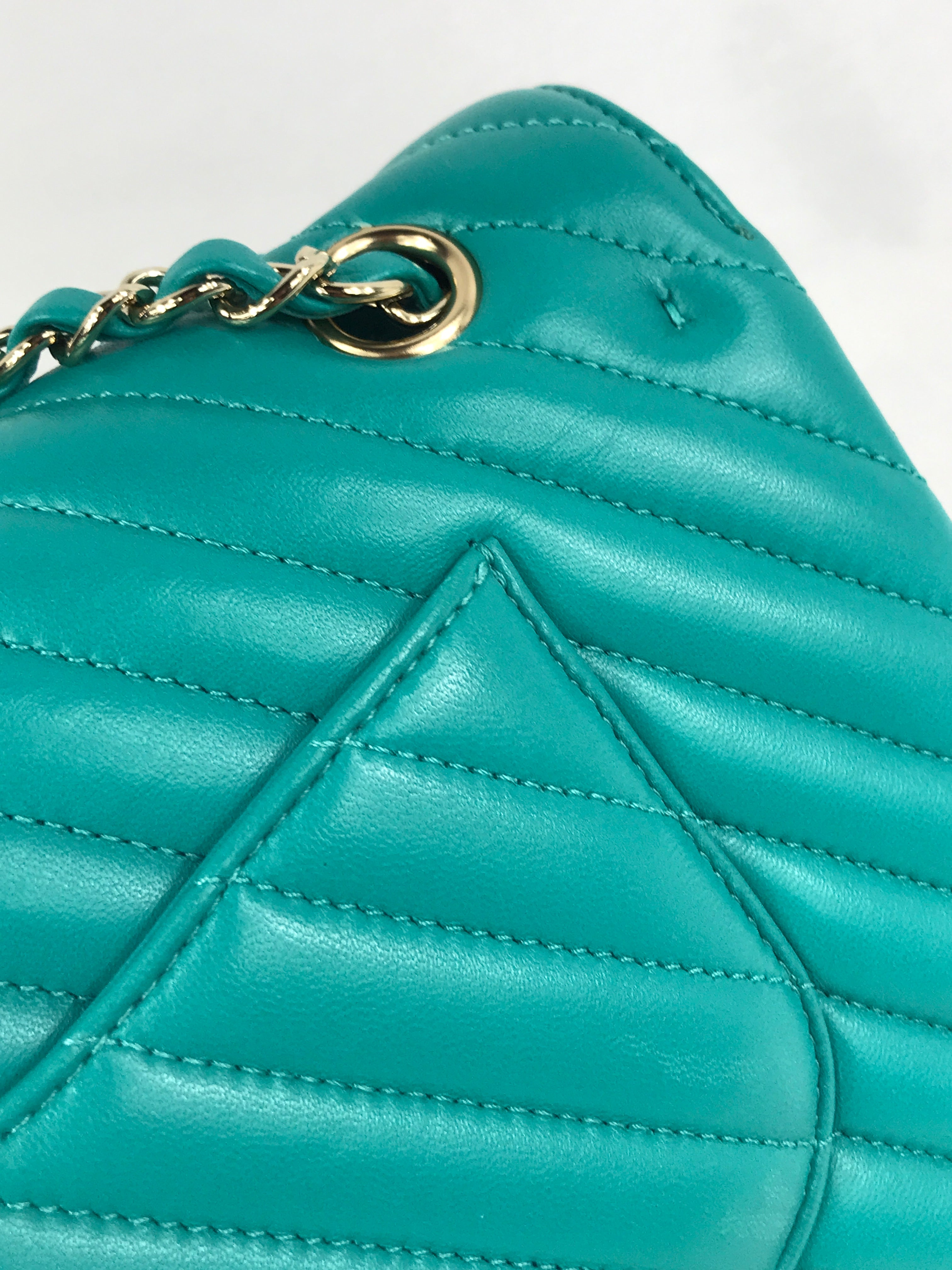 Turquoise Cheveron Lambskin Medium Double Flap W/GHW