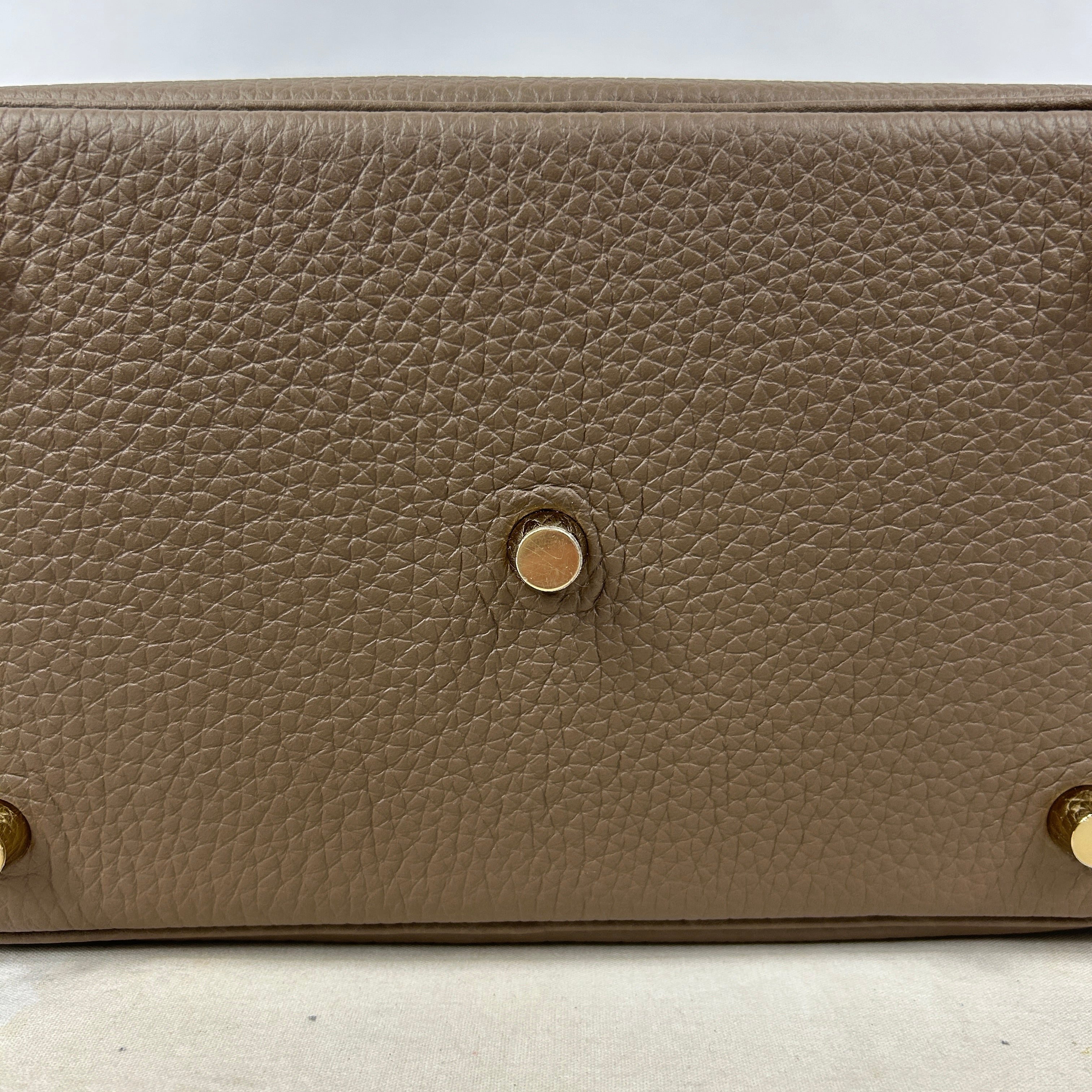 Etoupe Togo Leather Lindy 26 w/GHW