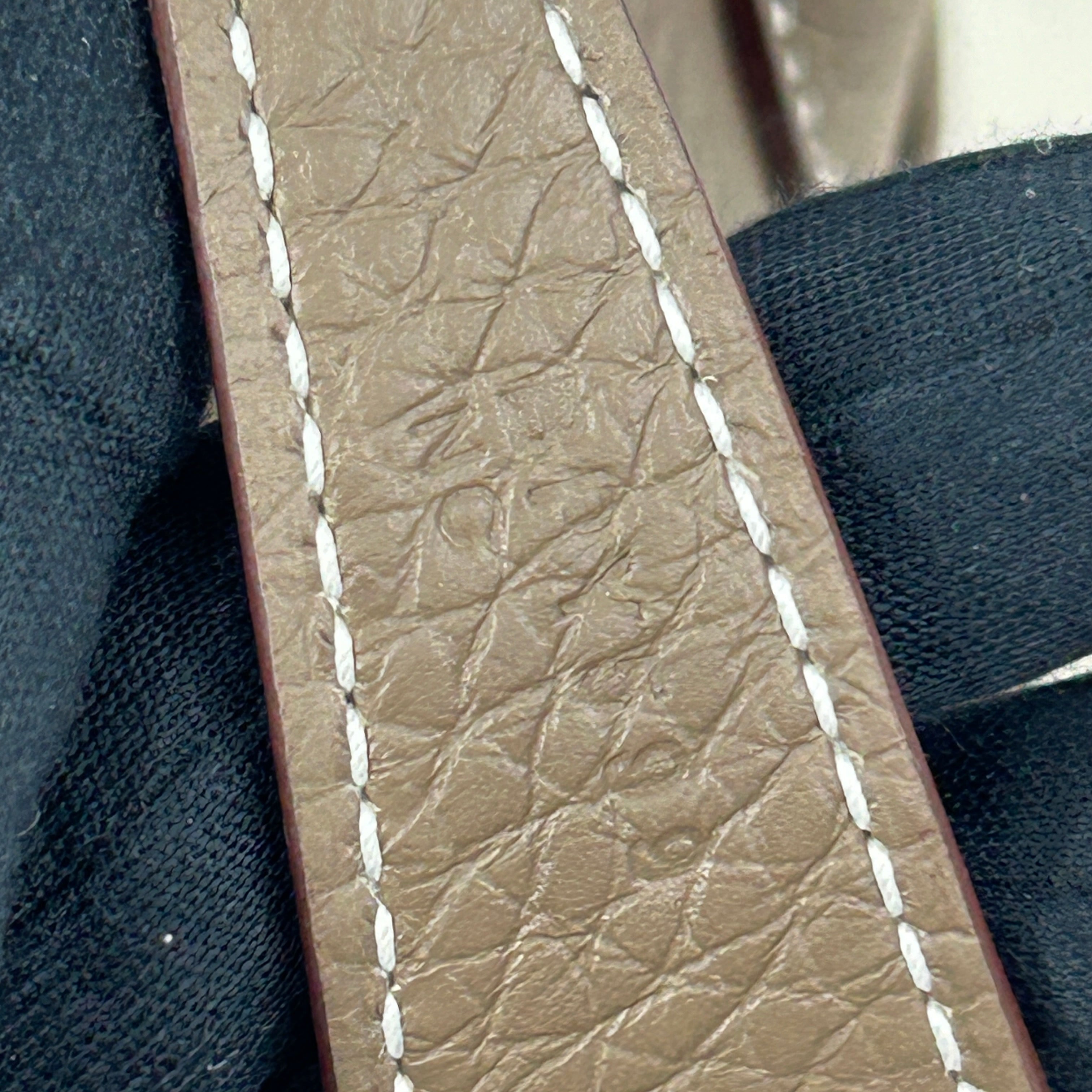 Etoupe Togo Leather Lindy 26 w/GHW