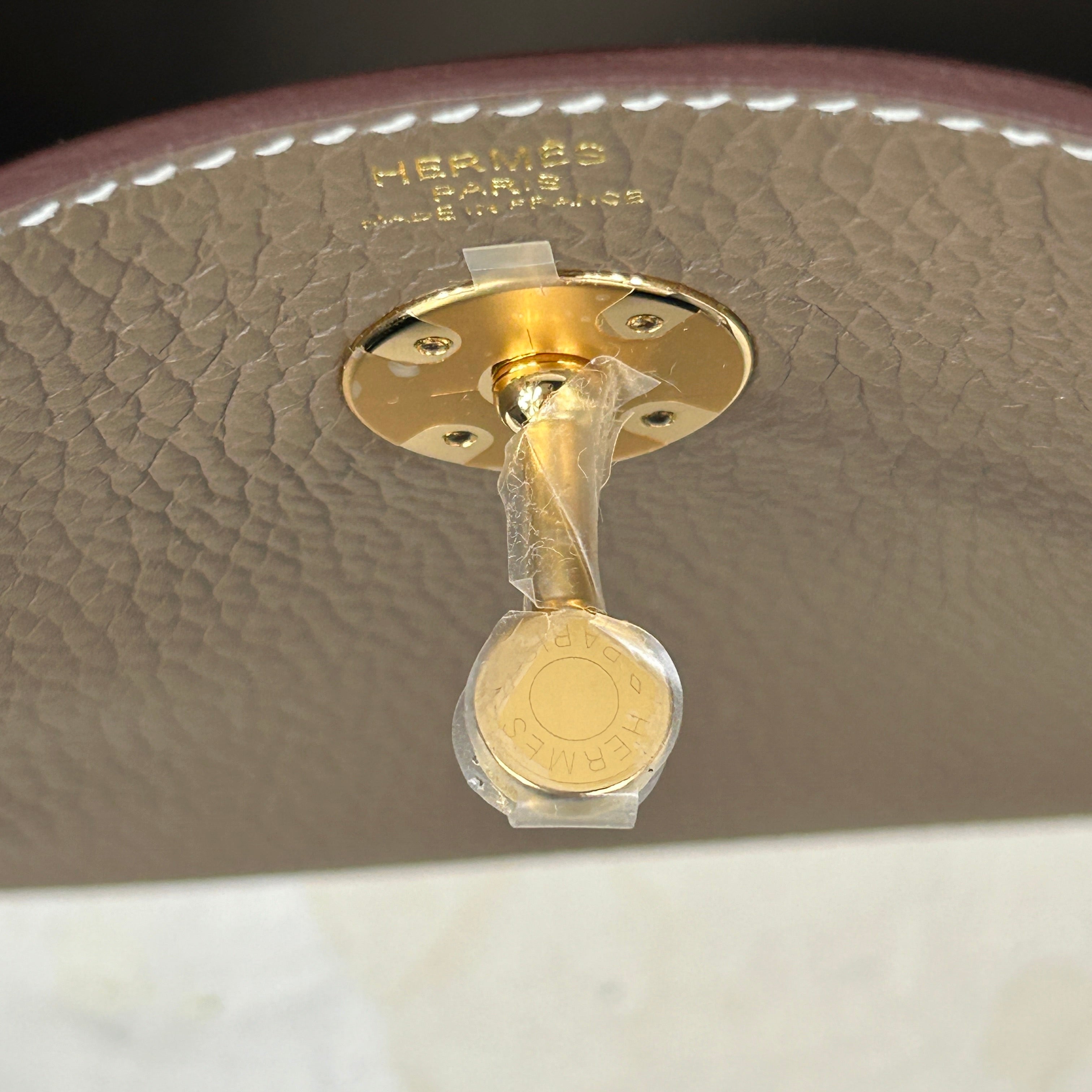 Etoupe Togo Leather Lindy 26 w/GHW