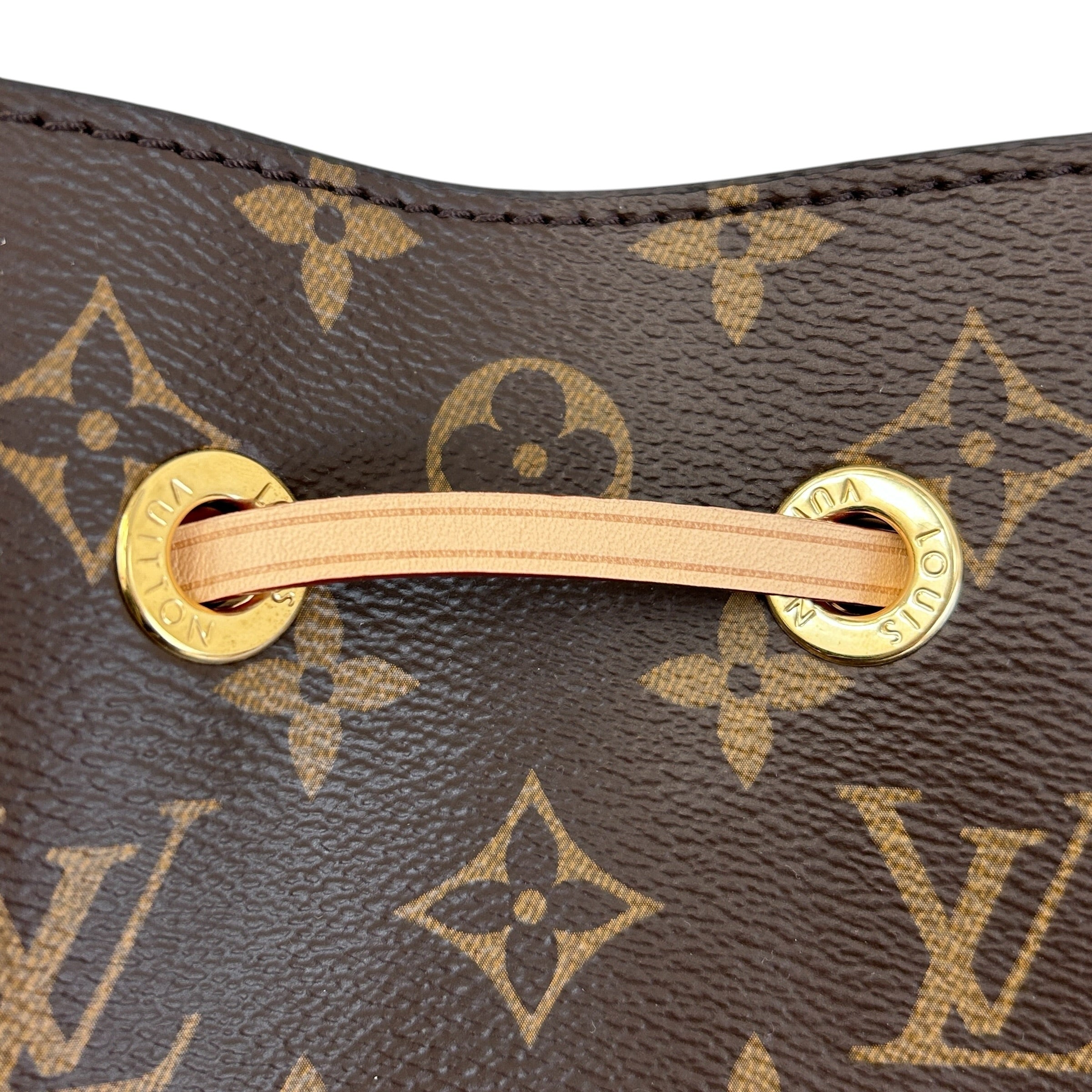 Monogram Canvas NeoNoe BB Bag w/GHW - Haute Classics