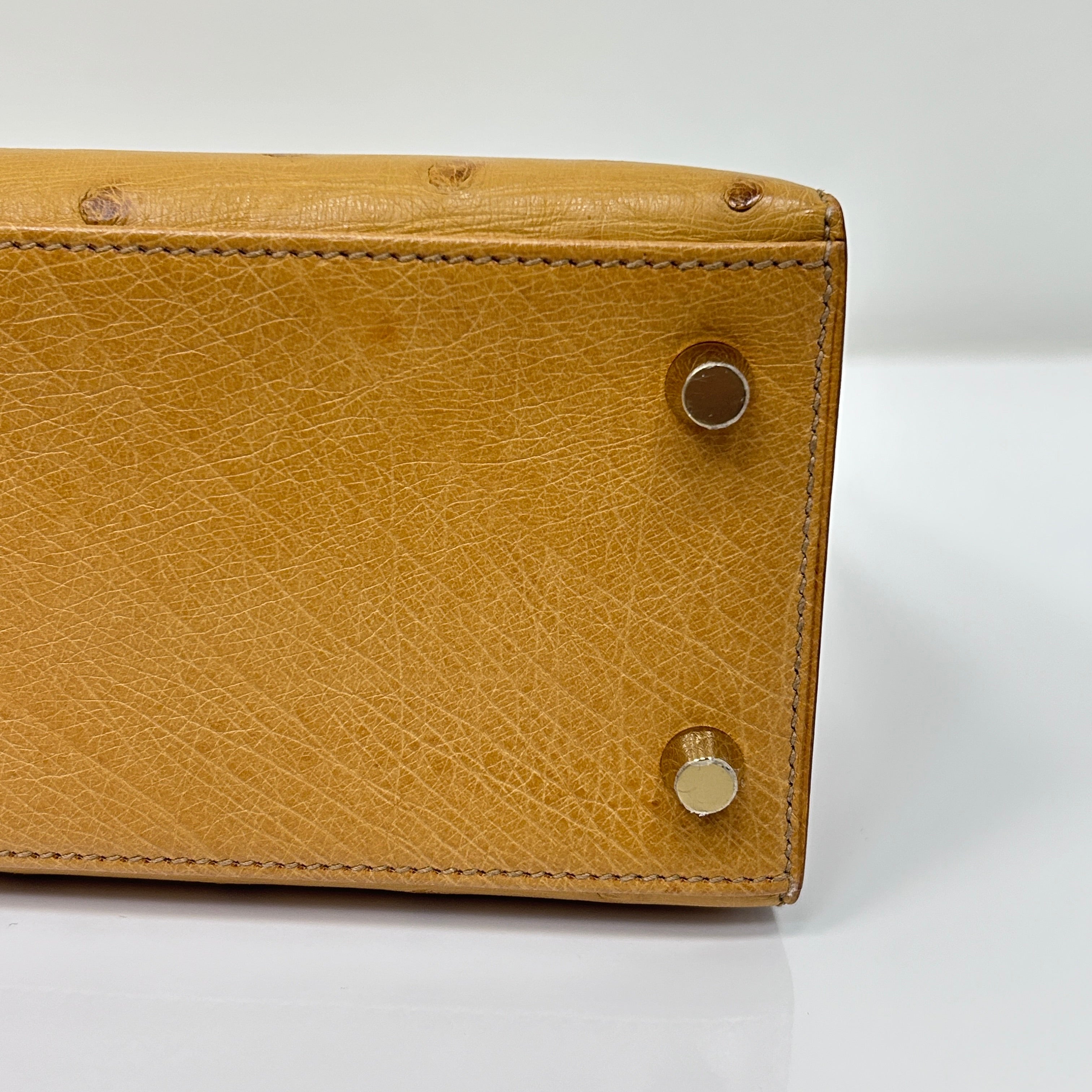 Tabac-Camel Ostrich Leather Kelly Sellier 25 Bag w/GHW