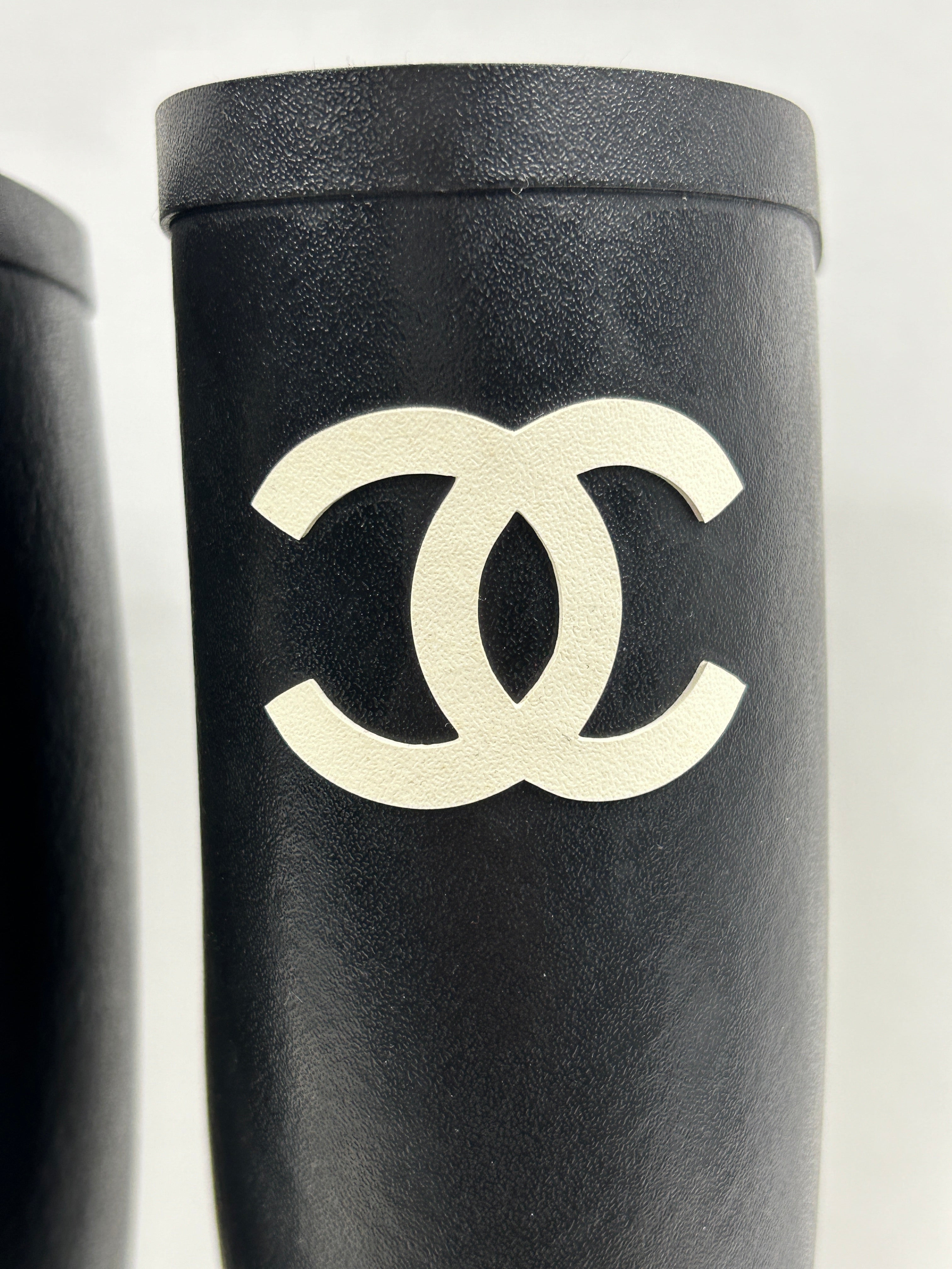 Black Rubber CC Rainboots