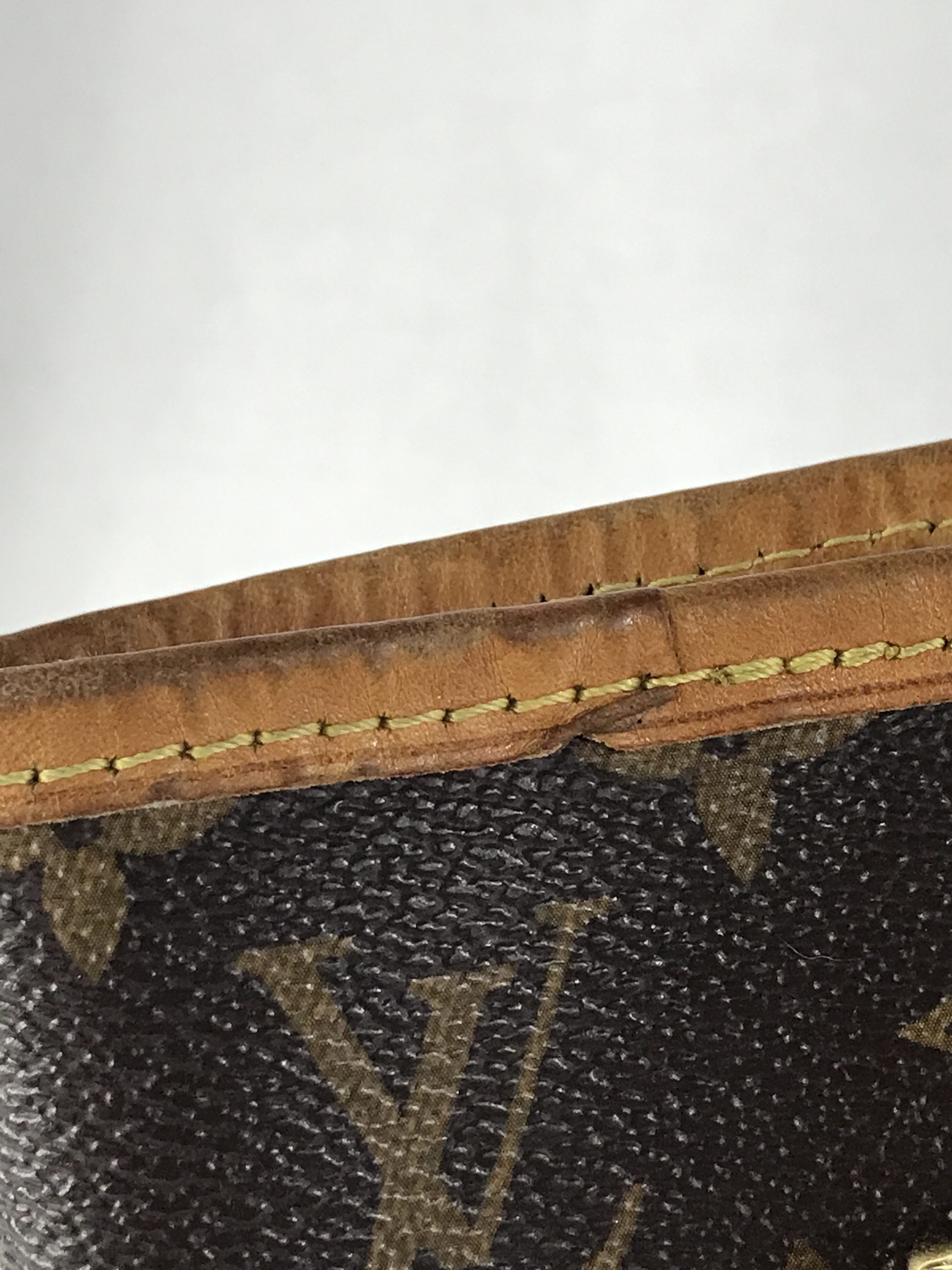 Monogram Neverfull MM Tote Bag w/GHW