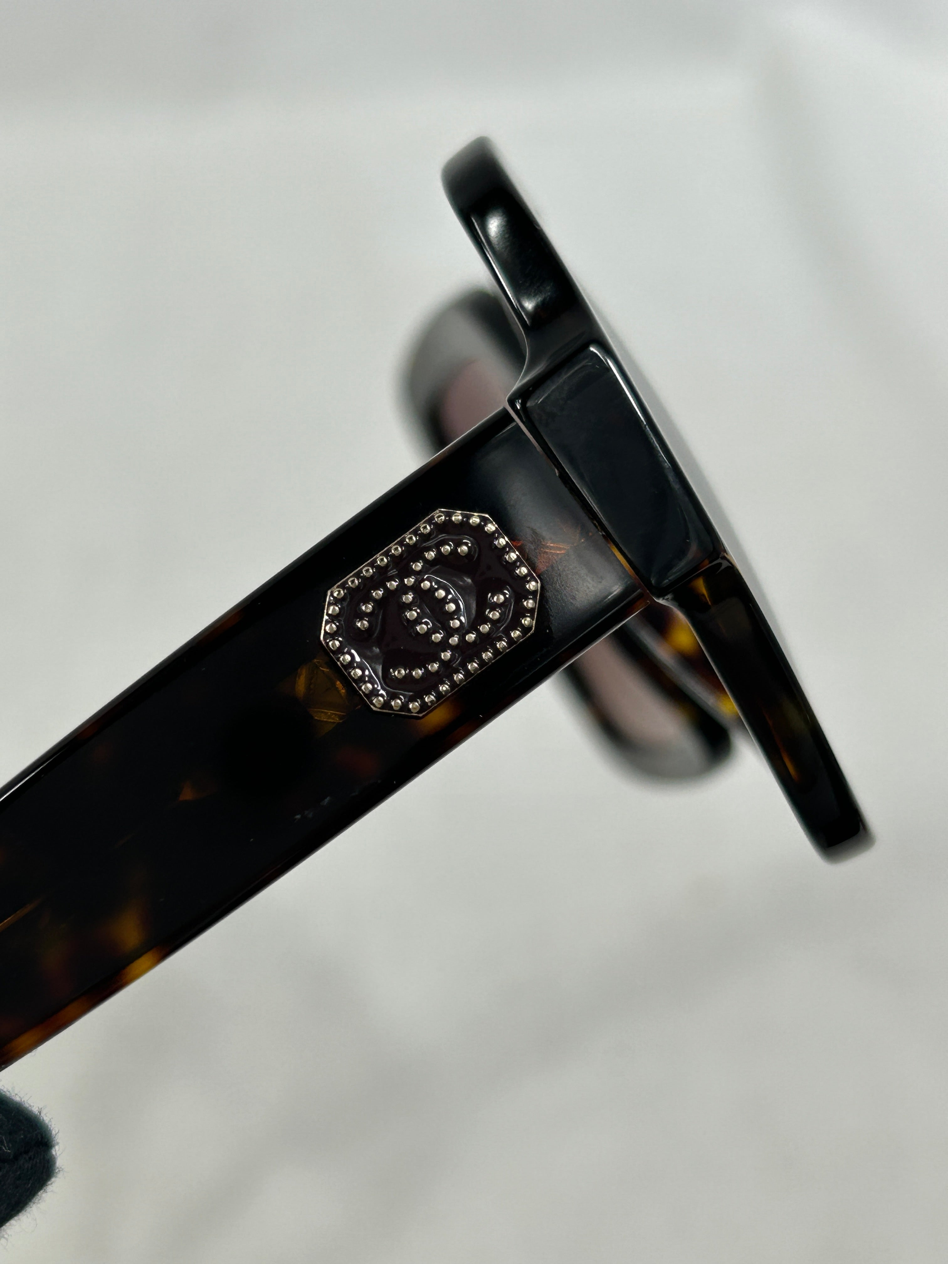Brown Tortoise Acetate Square Frame Sunglasses