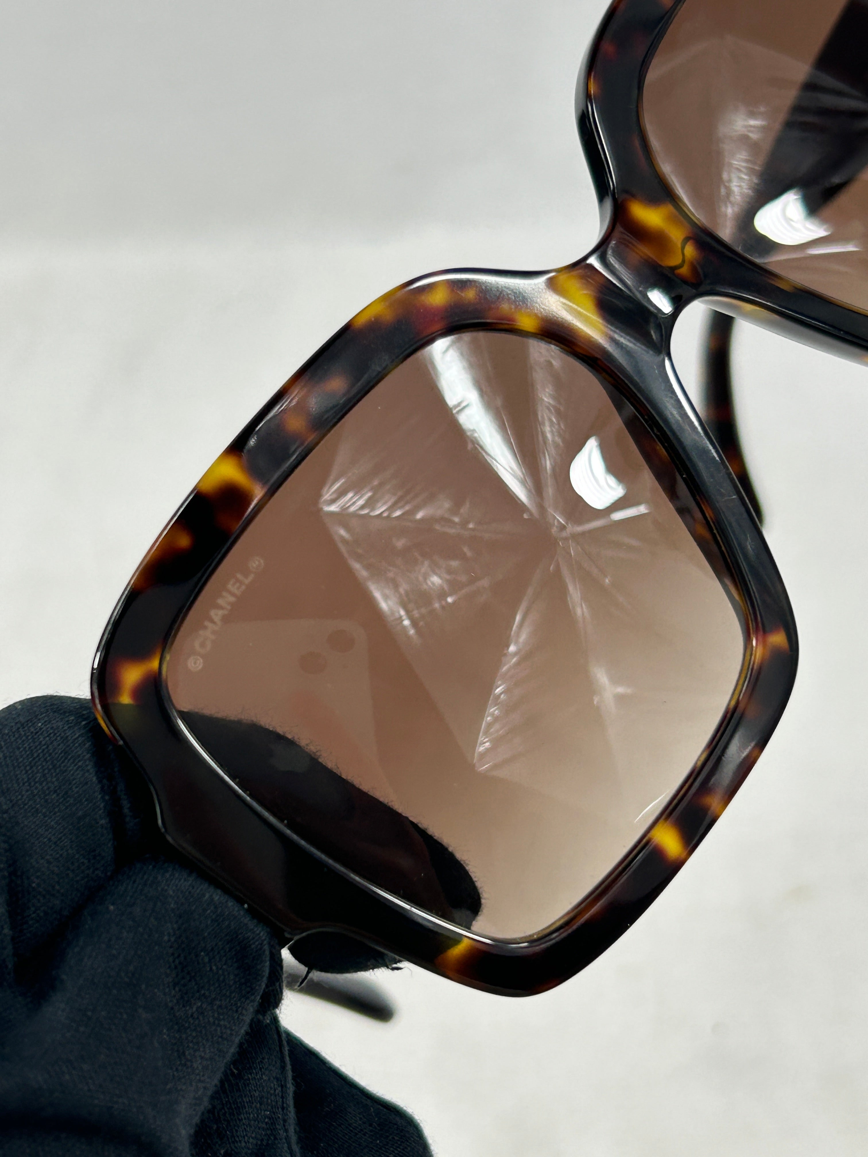 Brown Tortoise Acetate Square Frame Sunglasses