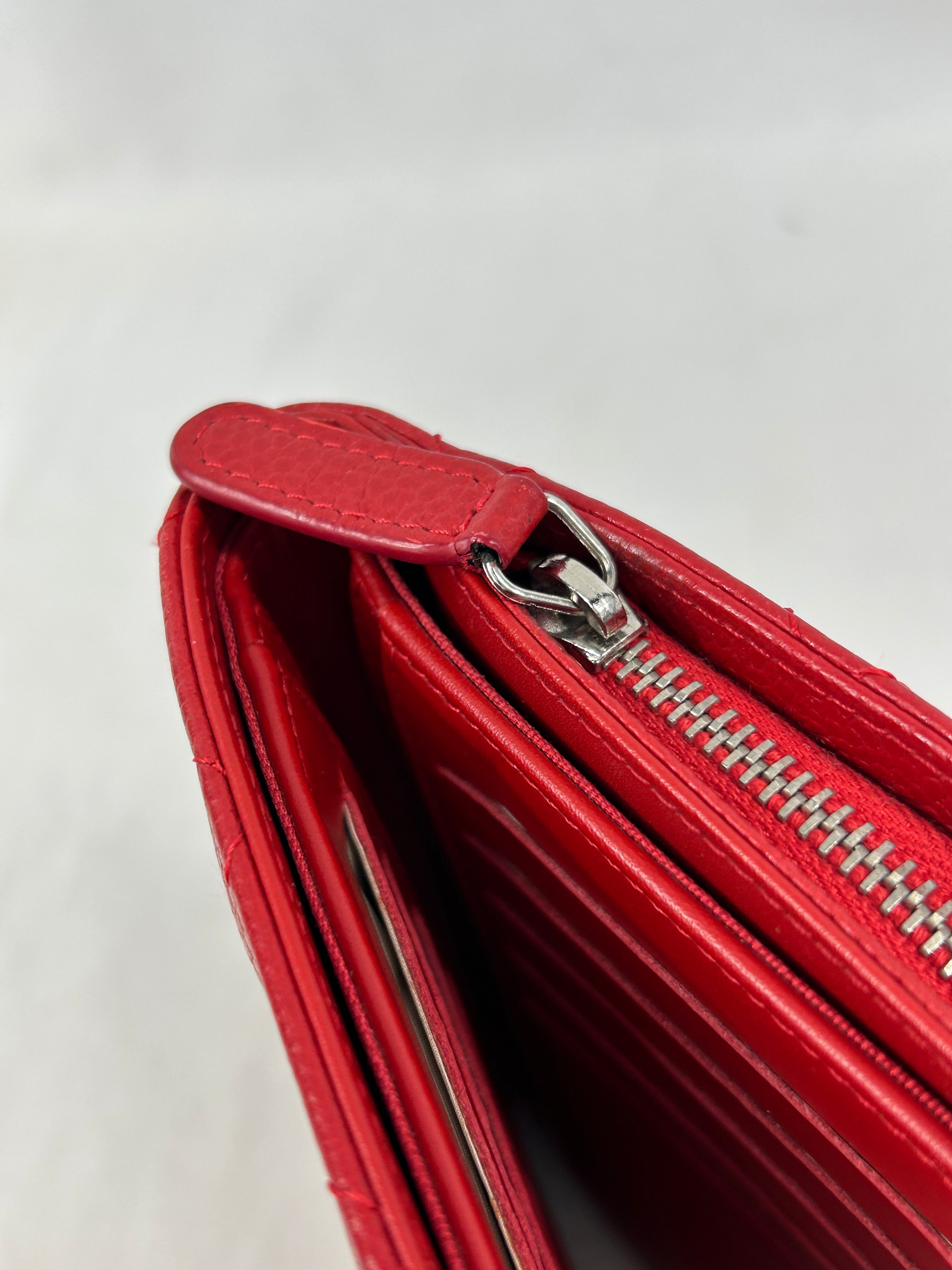 Red Caviar Bifold French Wallet w/SHW