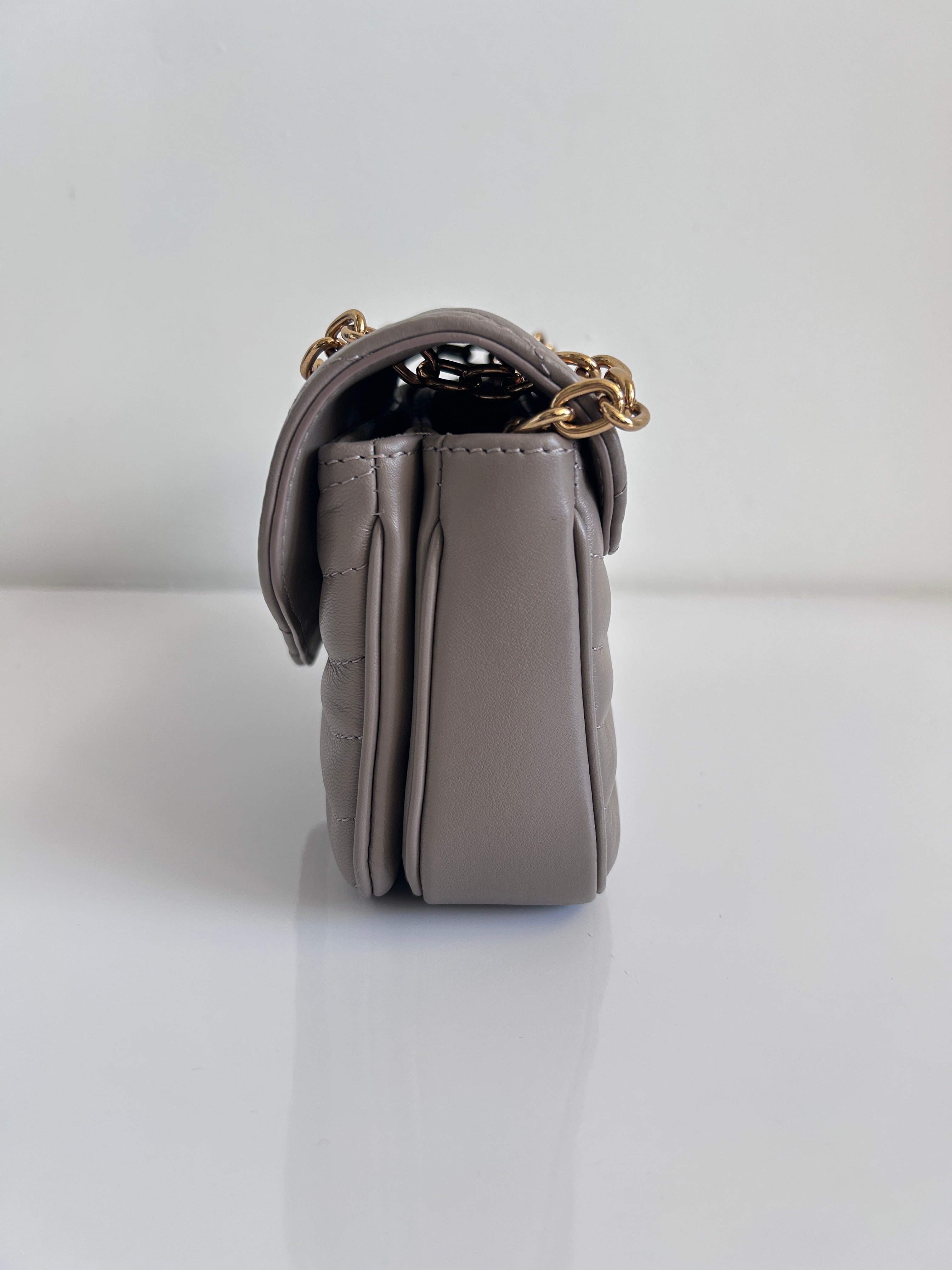 Taupe Quilted Leather New Wave MM Chain Bag w/GHW