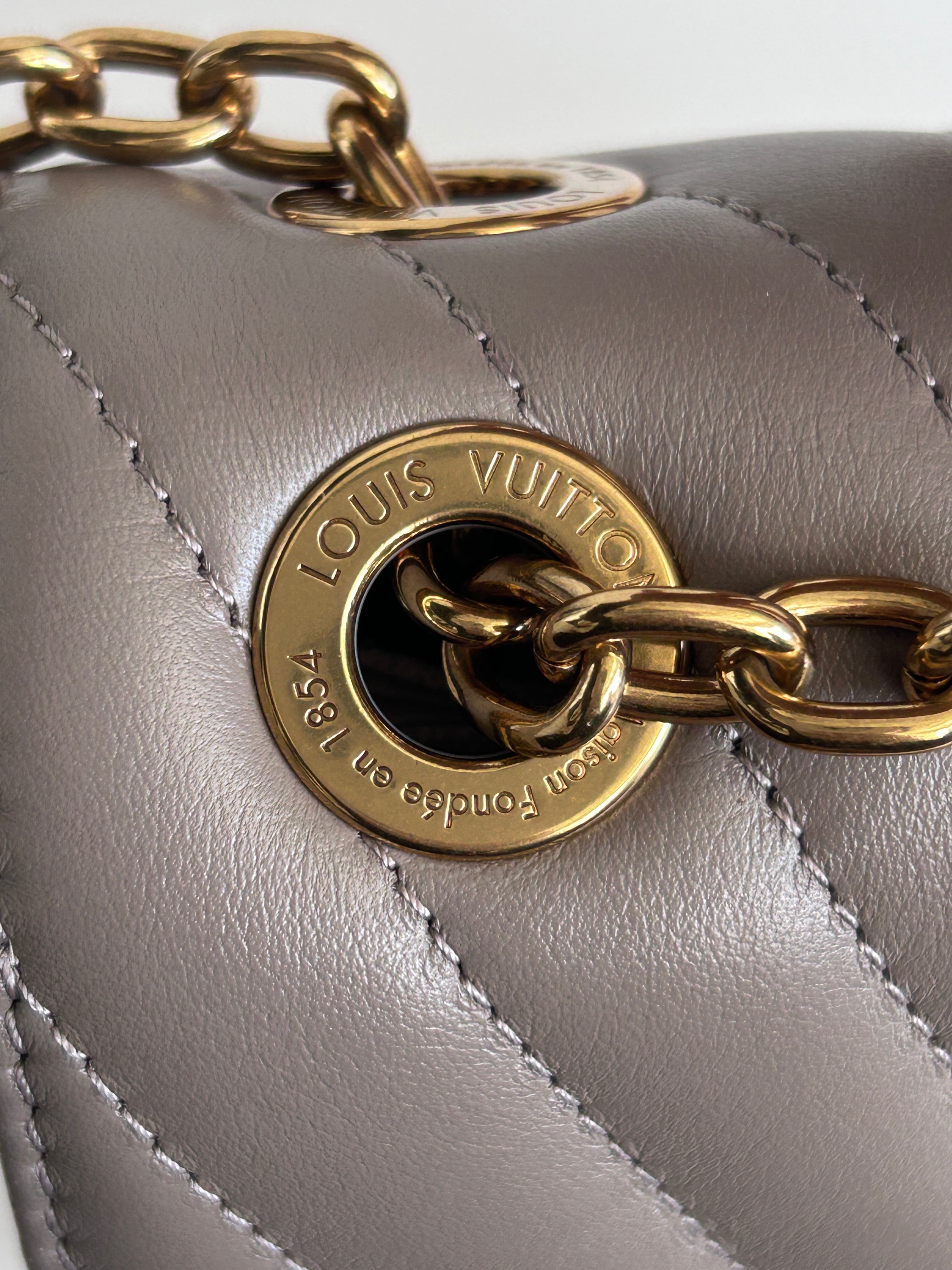 Taupe Quilted Leather New Wave MM Chain Bag w/GHW