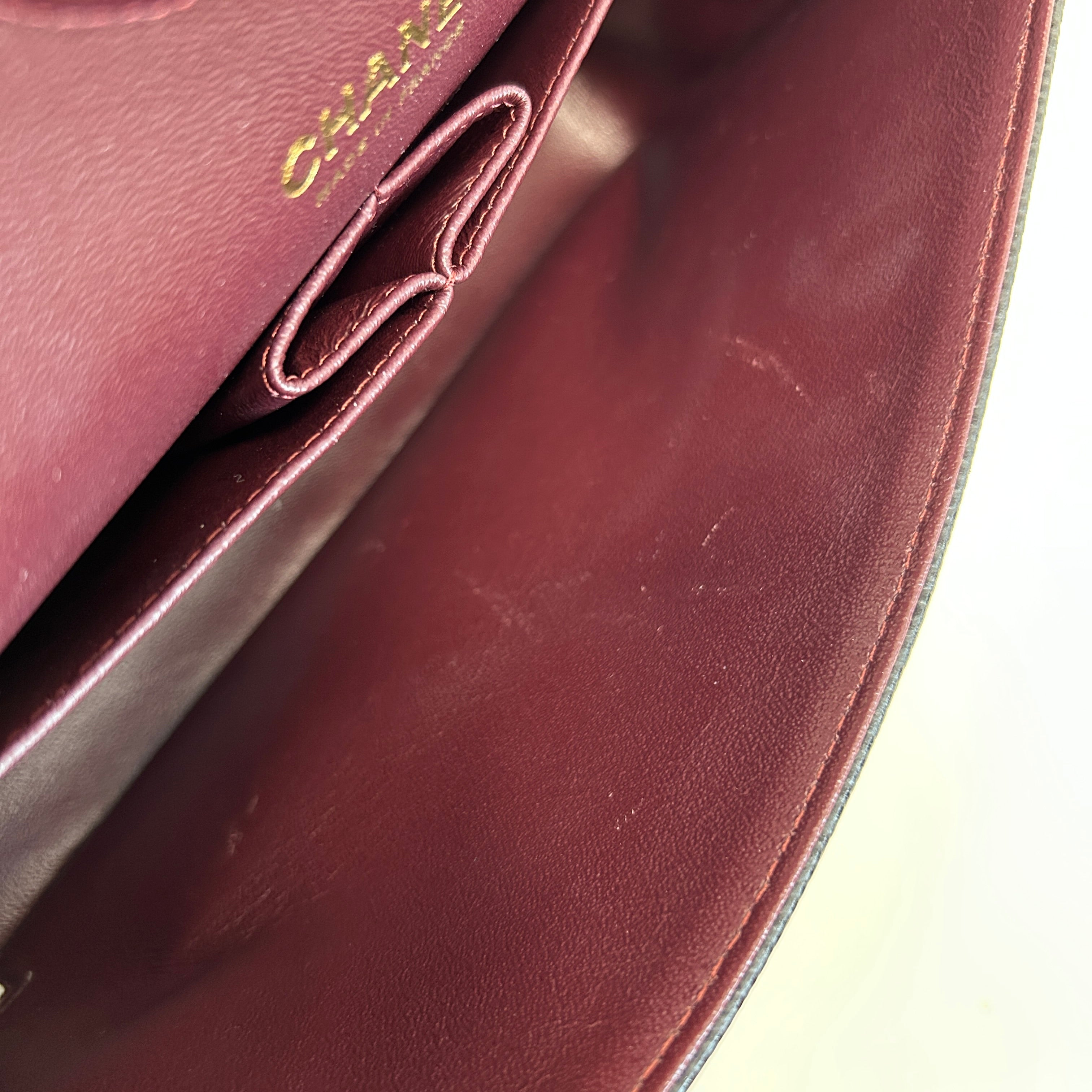 Black Caviar Medium Classic Double Flap w/GHW