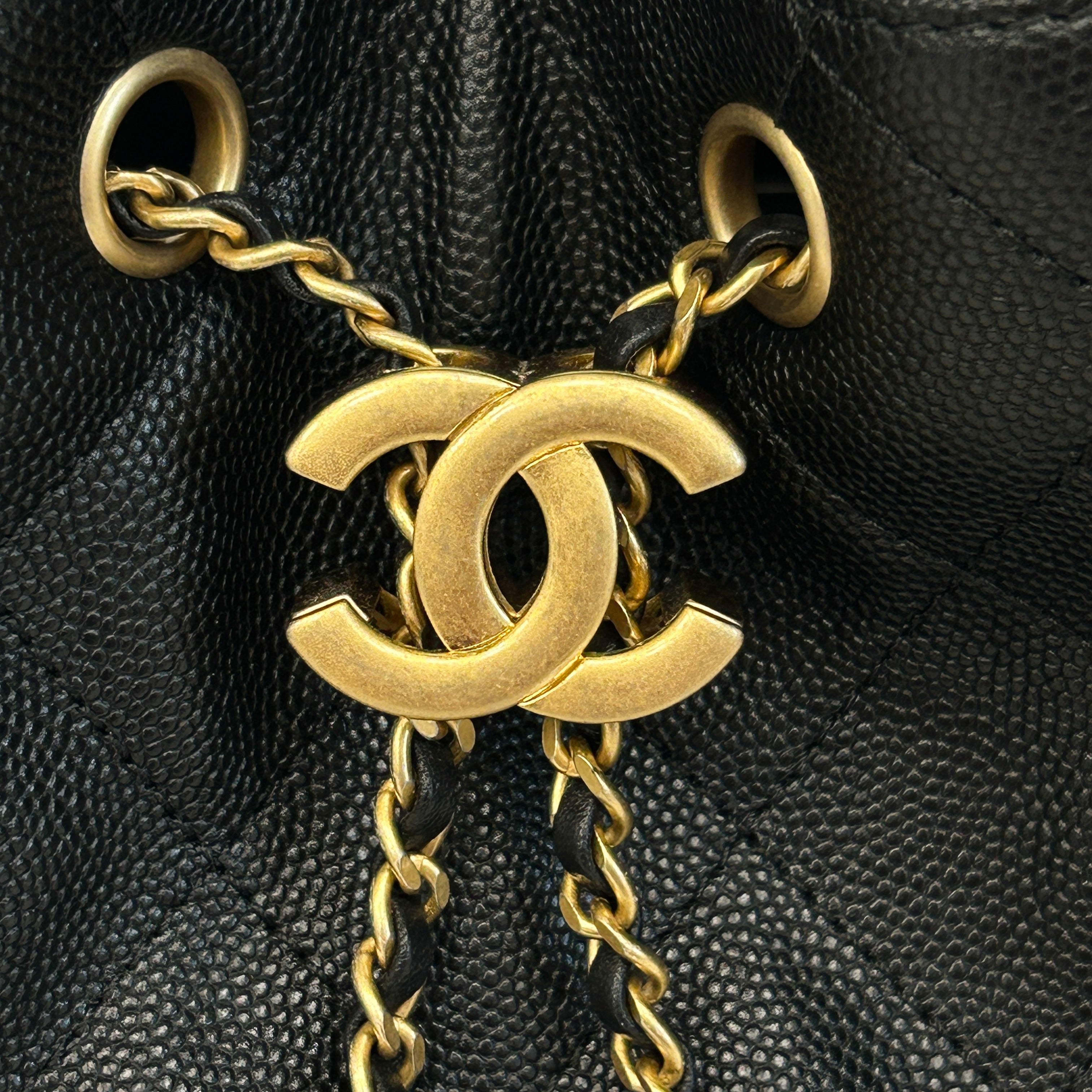 Black Quilted Caviar Leather Small 25 Bag w/GHW