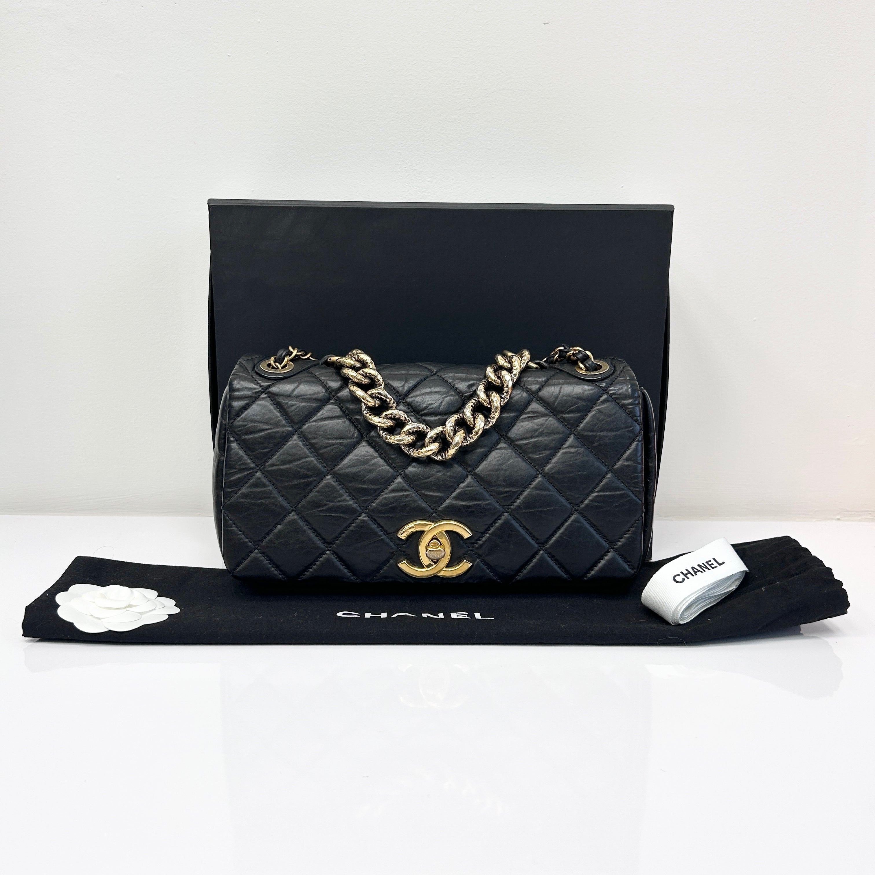 Black Quilted Aged Calfskin Quilted Medium Pondichery Flap Bag w/GHW