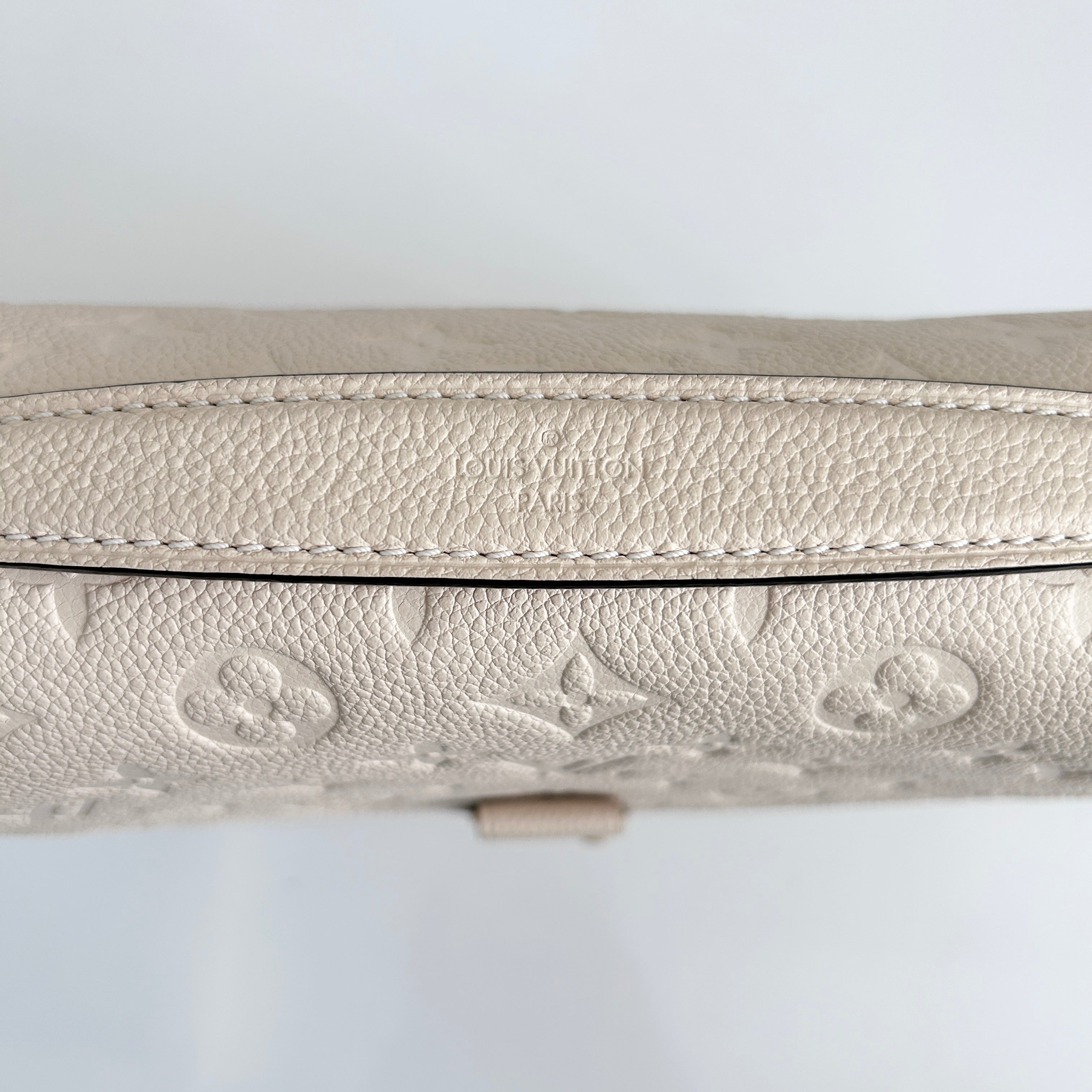 Crème Monogram Empreinte Leather Pochette Metis w/GHW