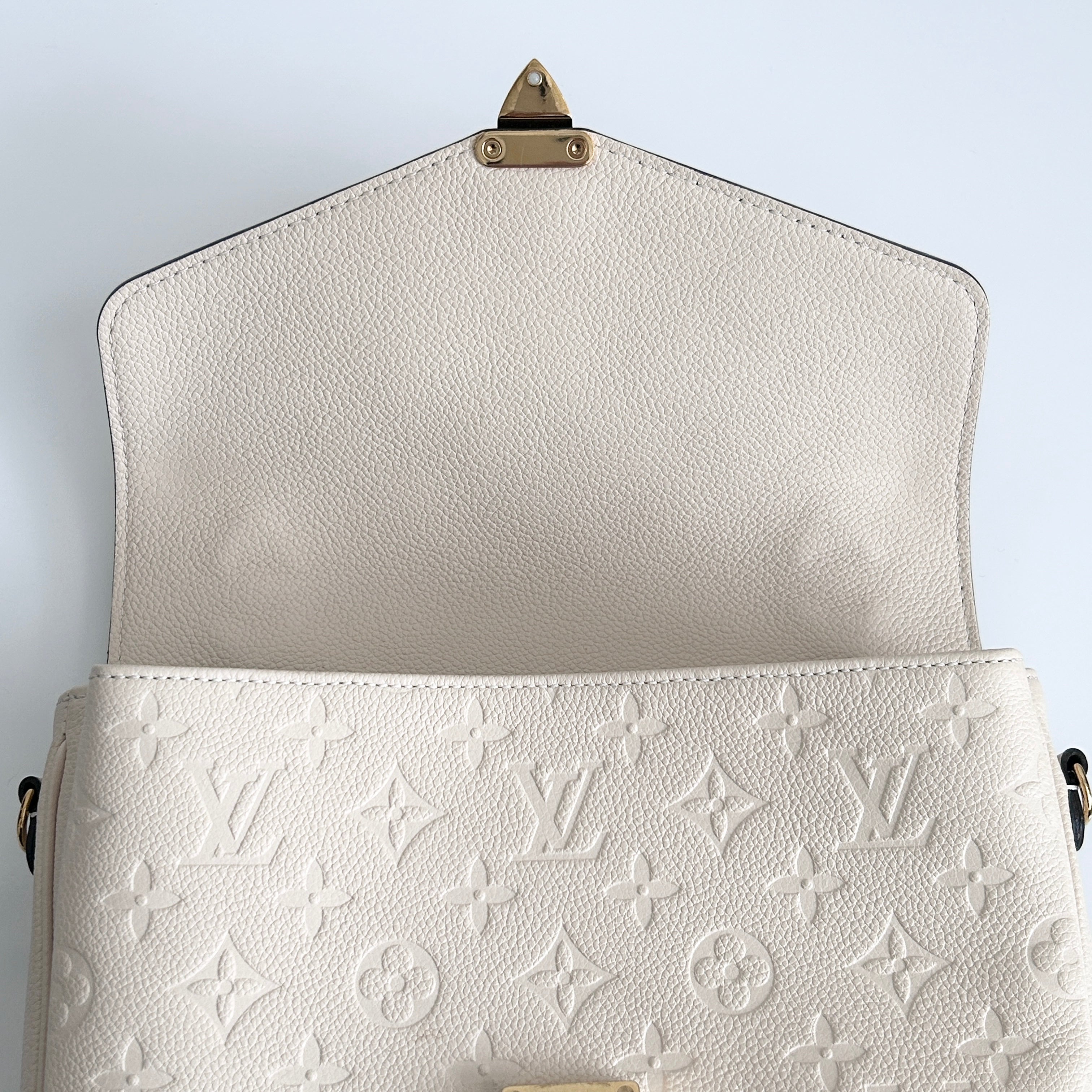 Crème Monogram Empreinte Leather Pochette Metis w/GHW