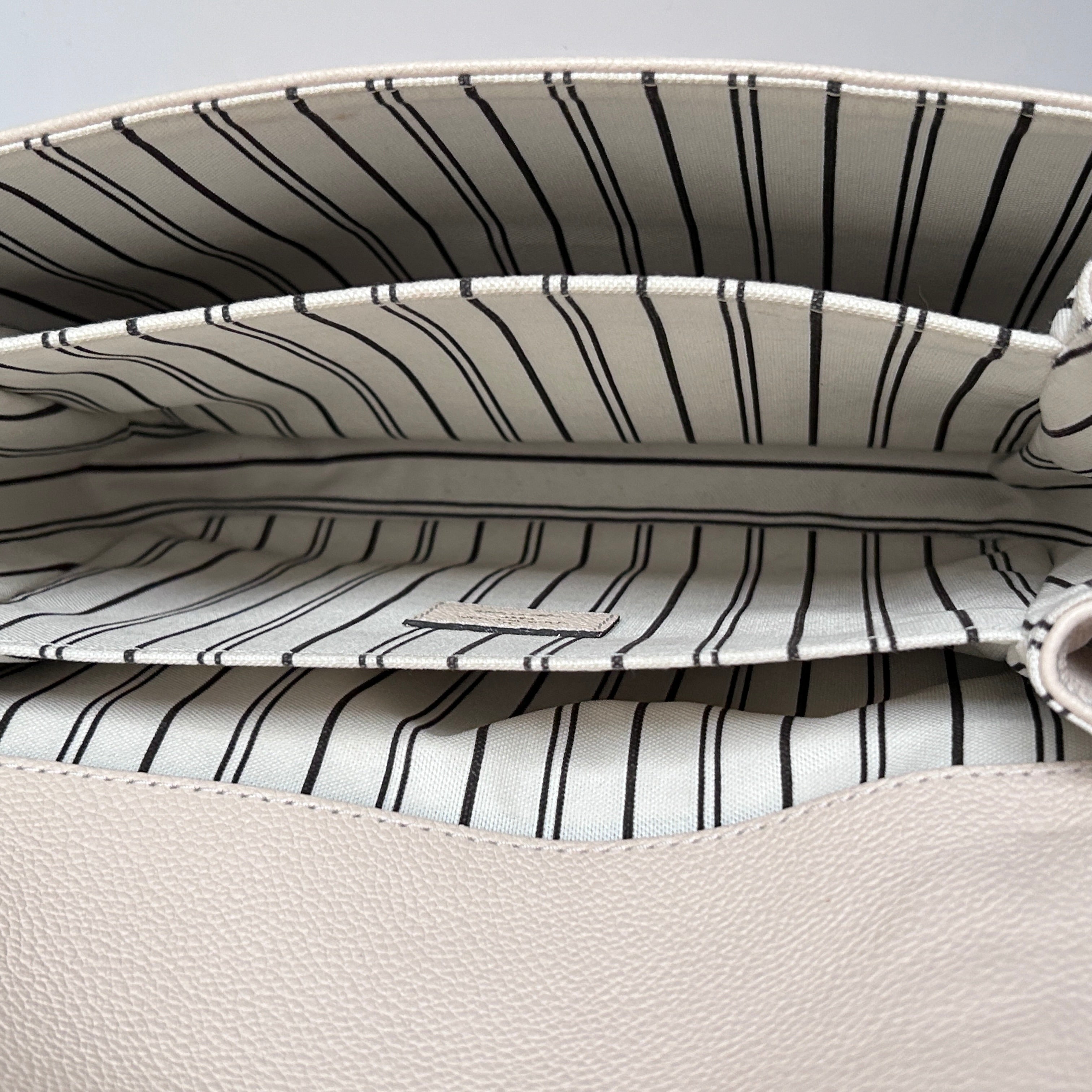 Crème Monogram Empreinte Leather Pochette Metis w/GHW