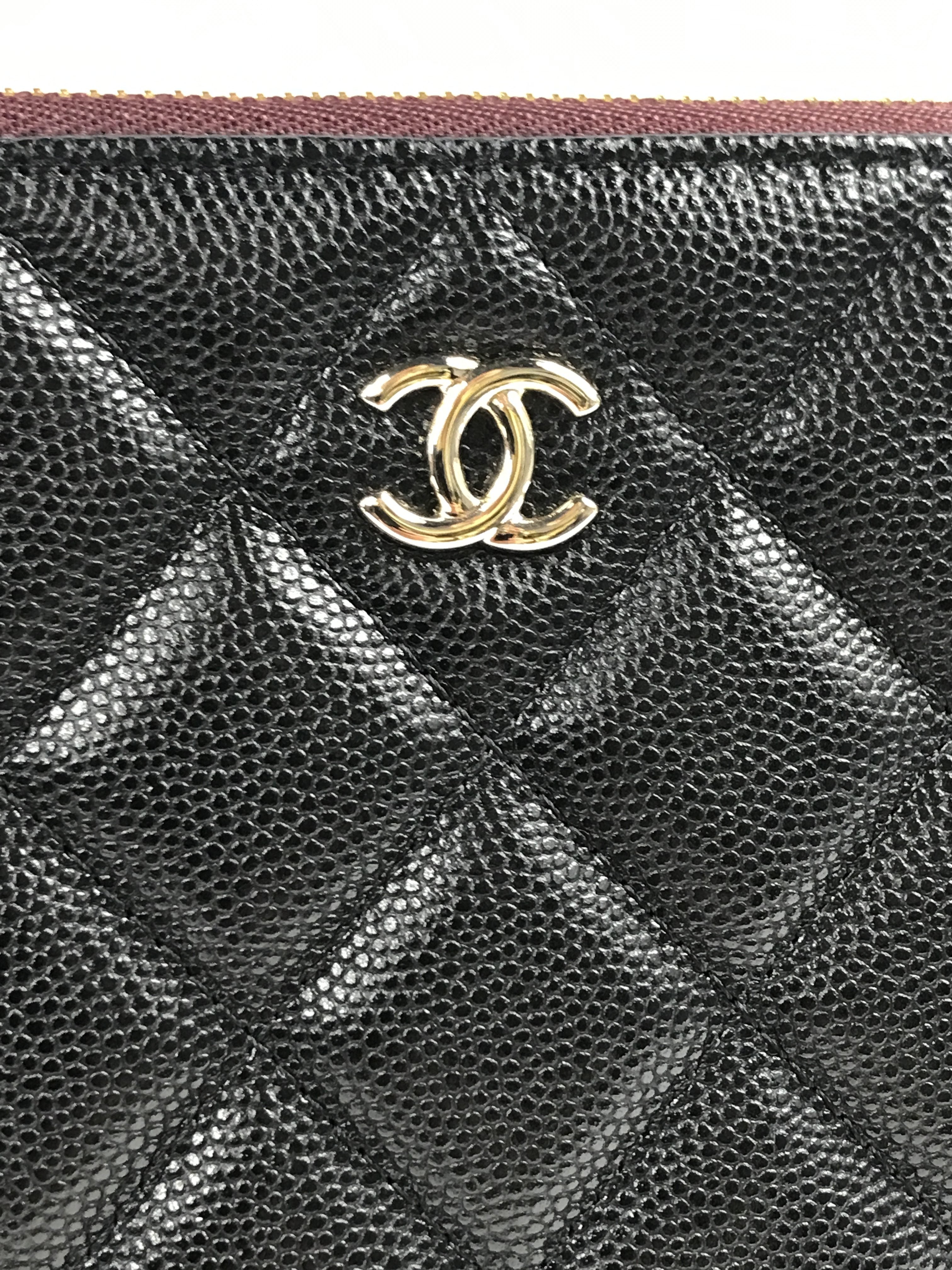 Black Caviar O-Pouch w/LGHW
